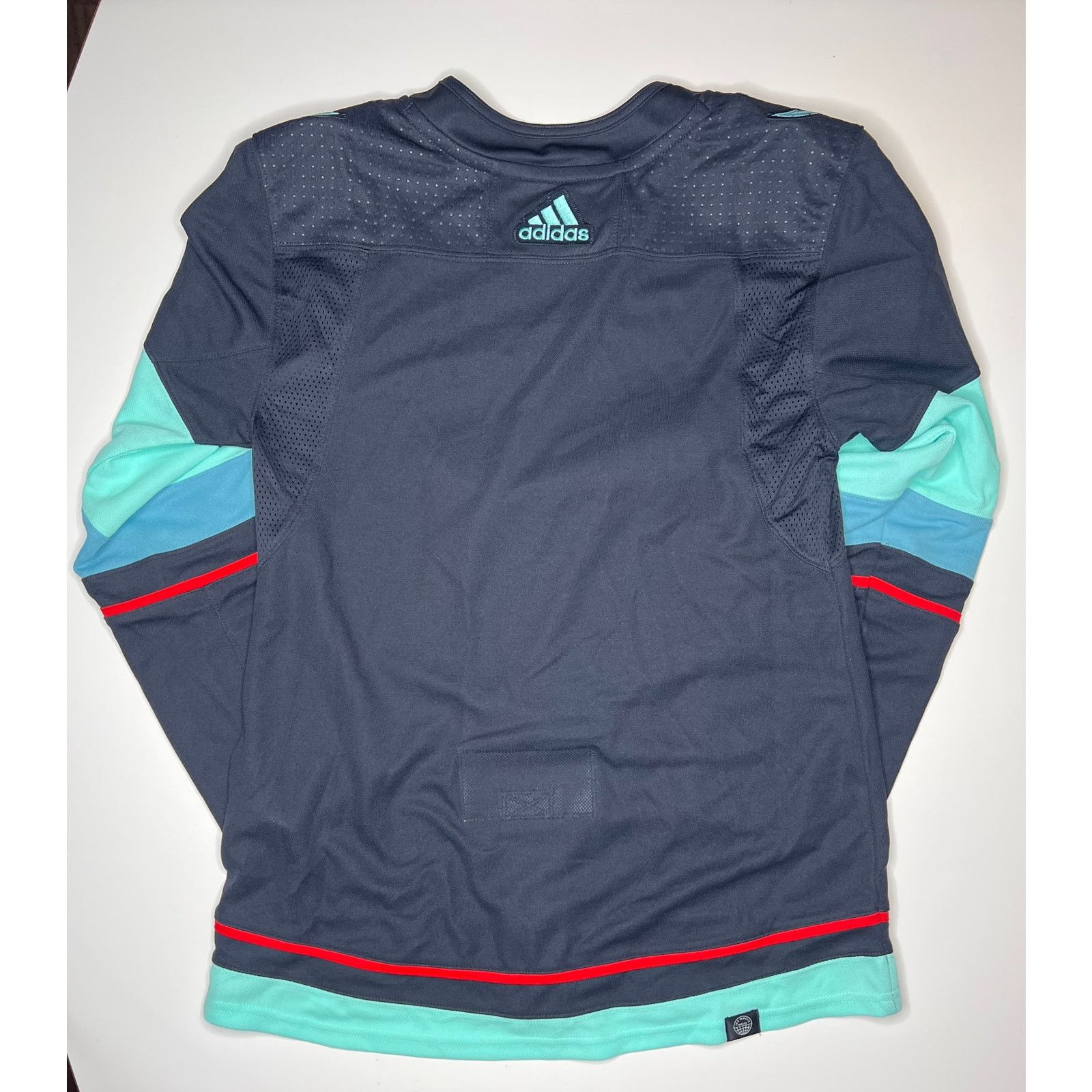Adidas Adidas Seattle Kraken Home Authentic Hockey Jersey Size 42 Size US XXS / EU 40 - 2 Thumbnail