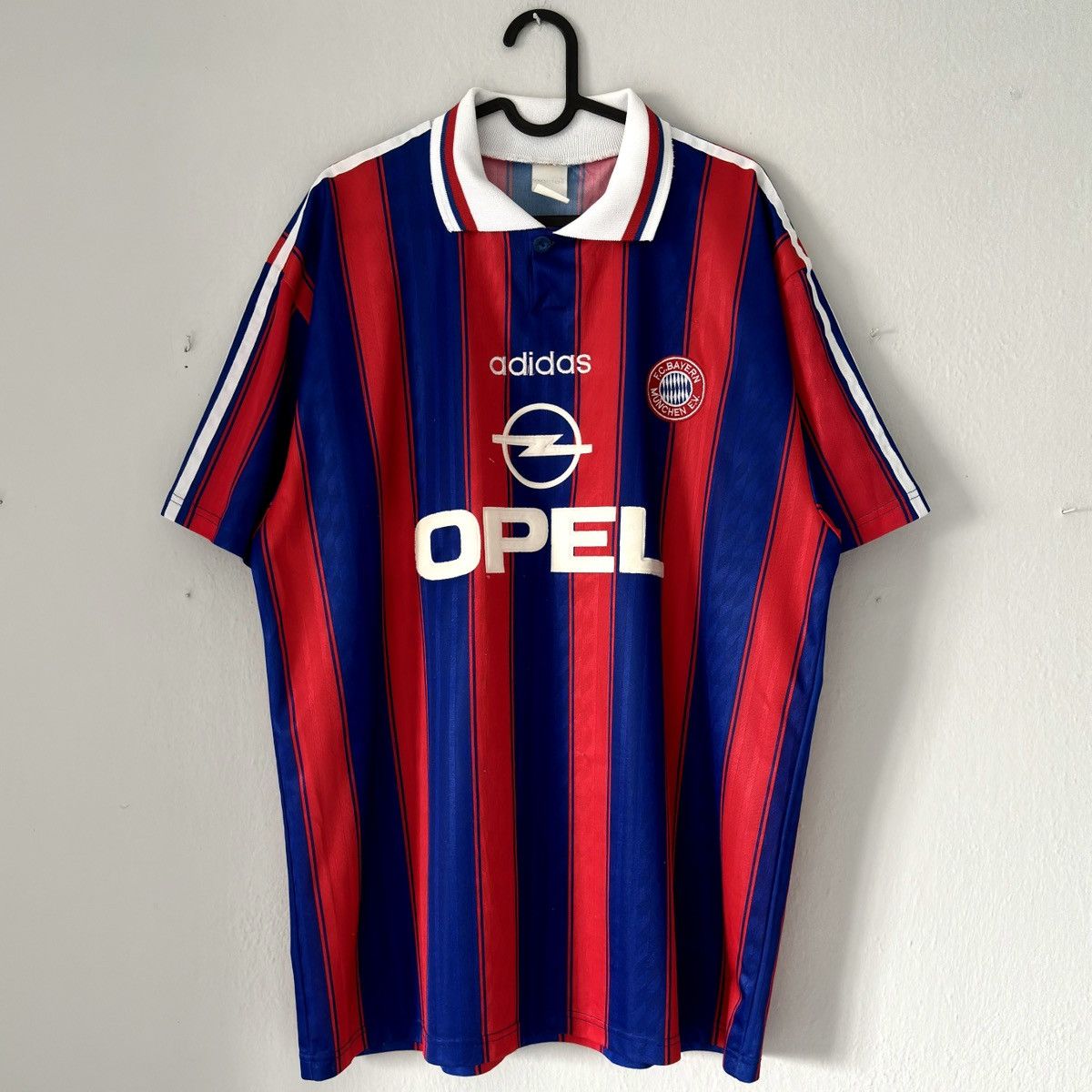 Adidas × Vintage 1995 1997 Bayern Munich Vintage Home Soccer Tee Jersey Shirt Size US XL / EU 56 / 4 - 3 Thumbnail
