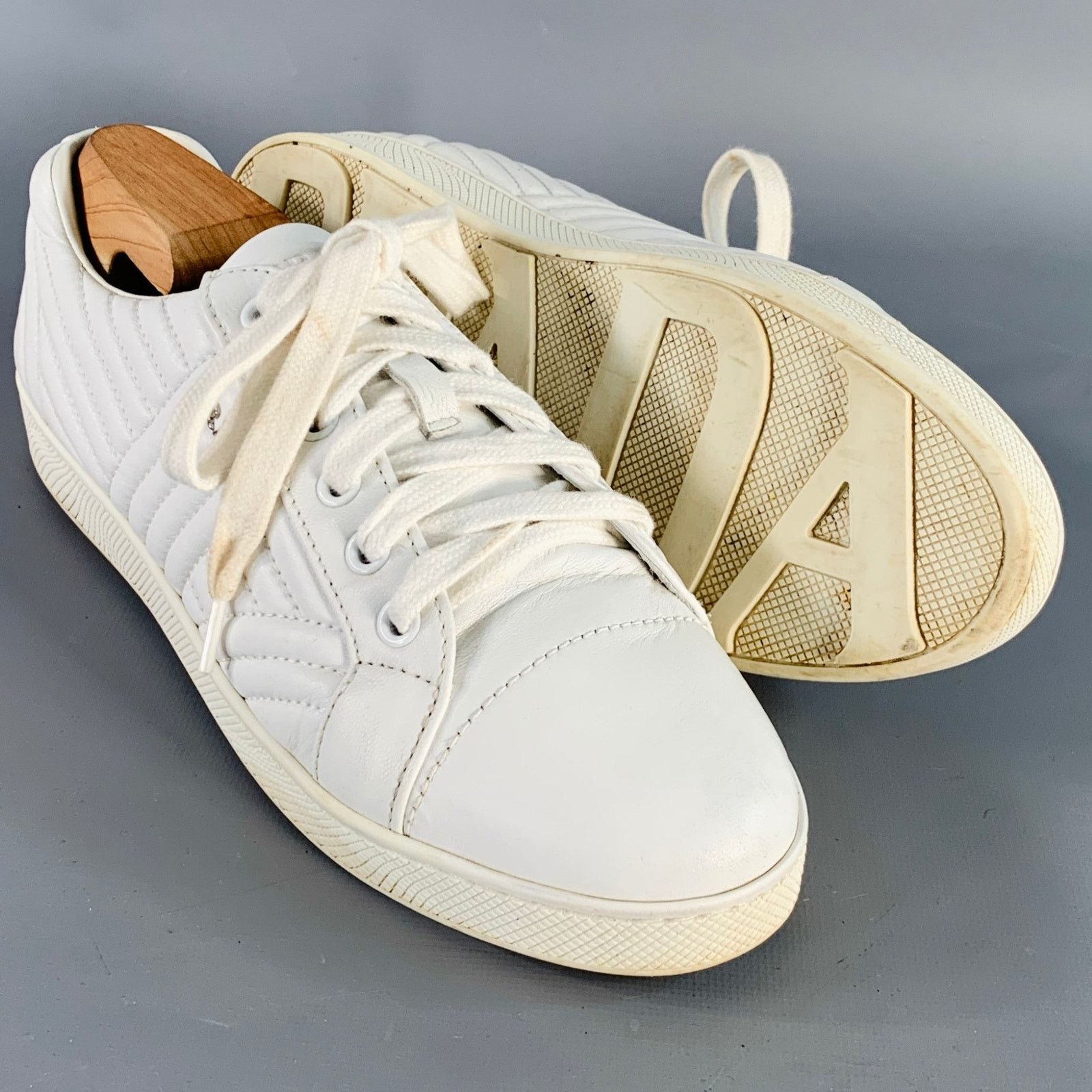 PRADA Size 8 White Leather Quilted Low Top Sneakers