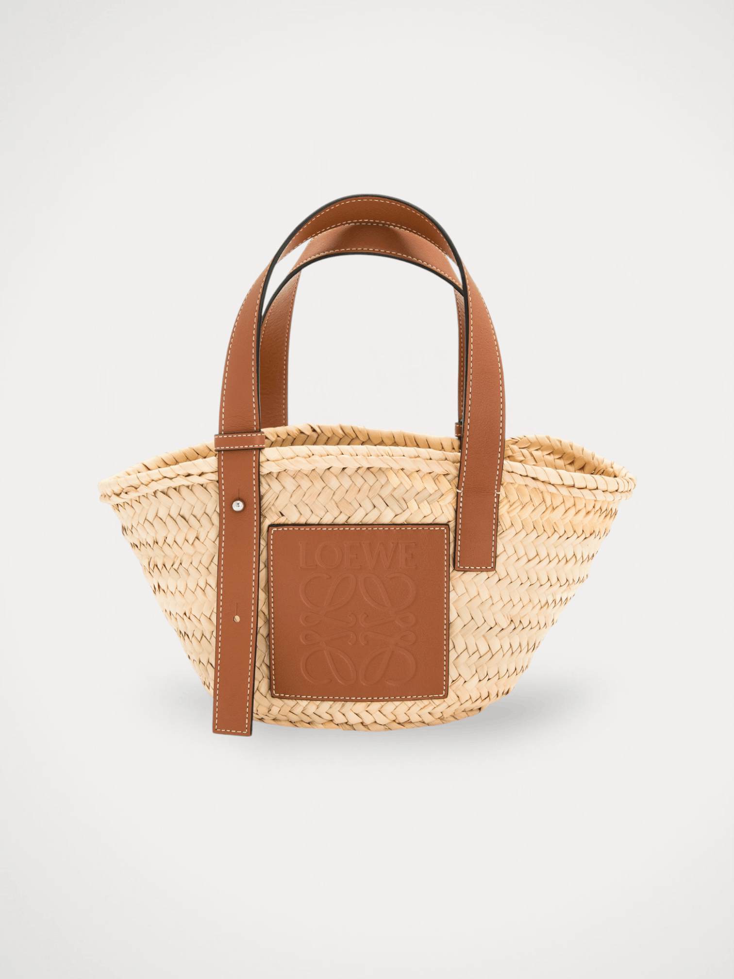 Loewe Loewe Small Basket Bag Bucket Bag in Beige, Women's