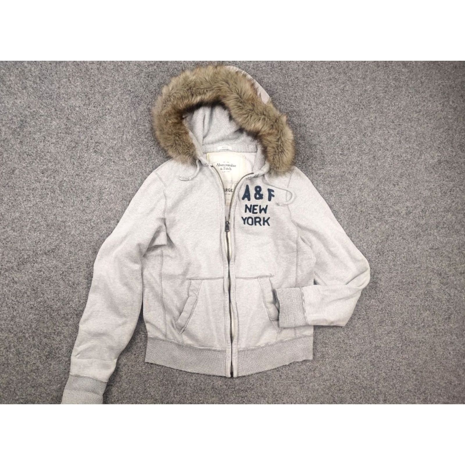 Abercrombie & Fitch VINTAGE Abercrombie & Fitch Logo Hoodie Mens L Gray Zip Fur 90s Opium Style Logo 6 Was 9 Gothic Christmas? Size US L / EU 52-54 / 3 - 5 Thumbnail