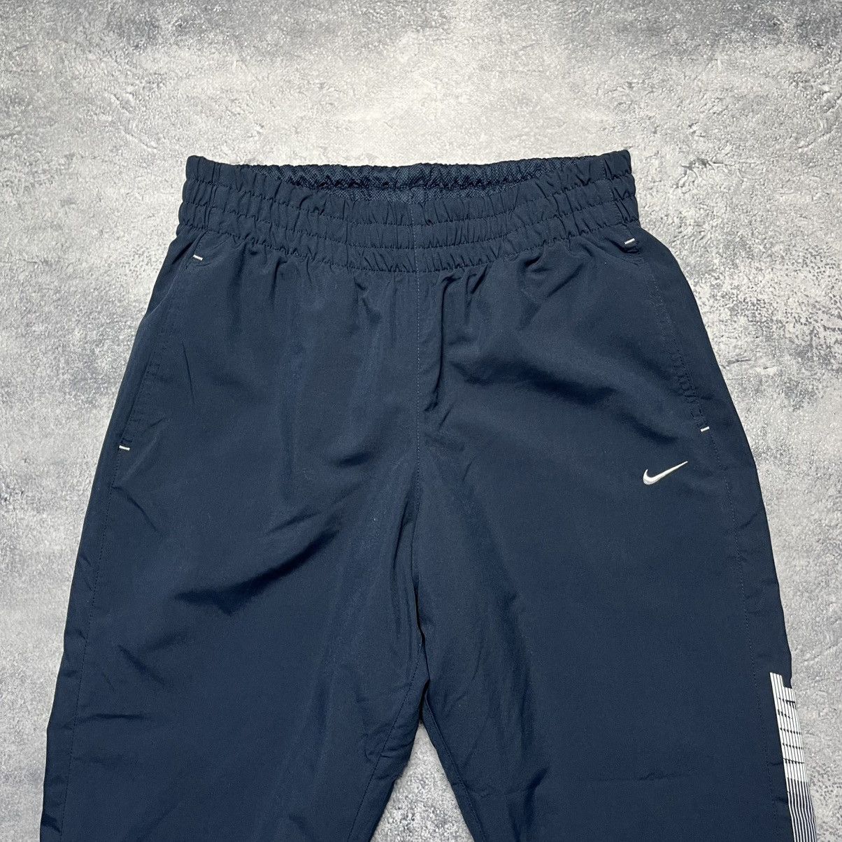 Nike Vintage Nike Nylon Track Pants Swoosh Y2K Streetwear Drill Size US 32 / EU 48 - 2 Thumbnail