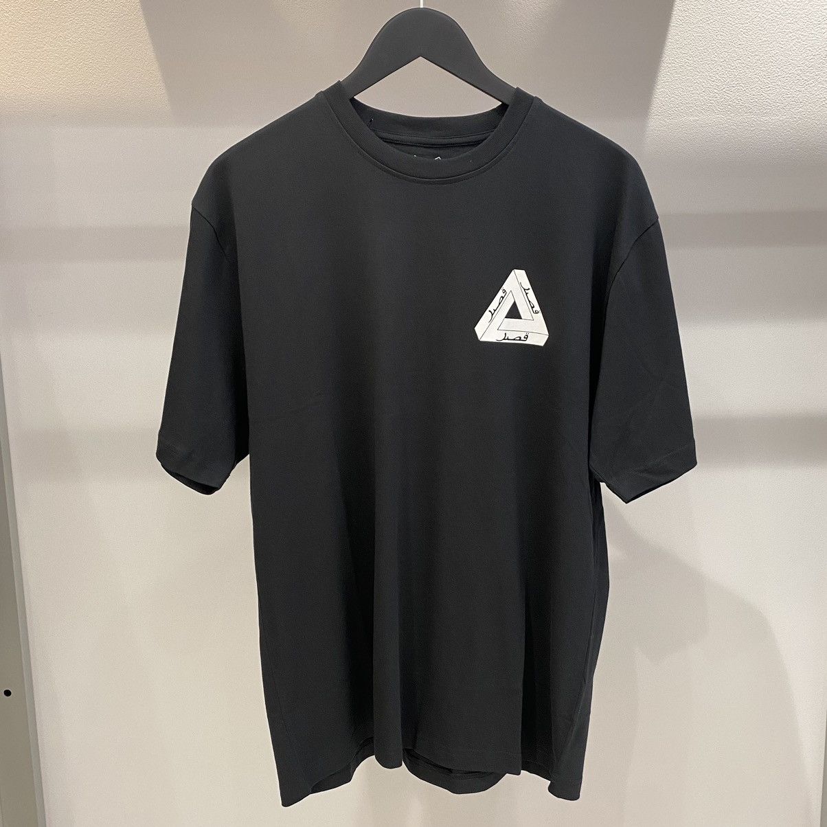 Palace Palace Tri Lingual Tee Black Size US M / EU 48-50 / 2 - 1 Thumbnail