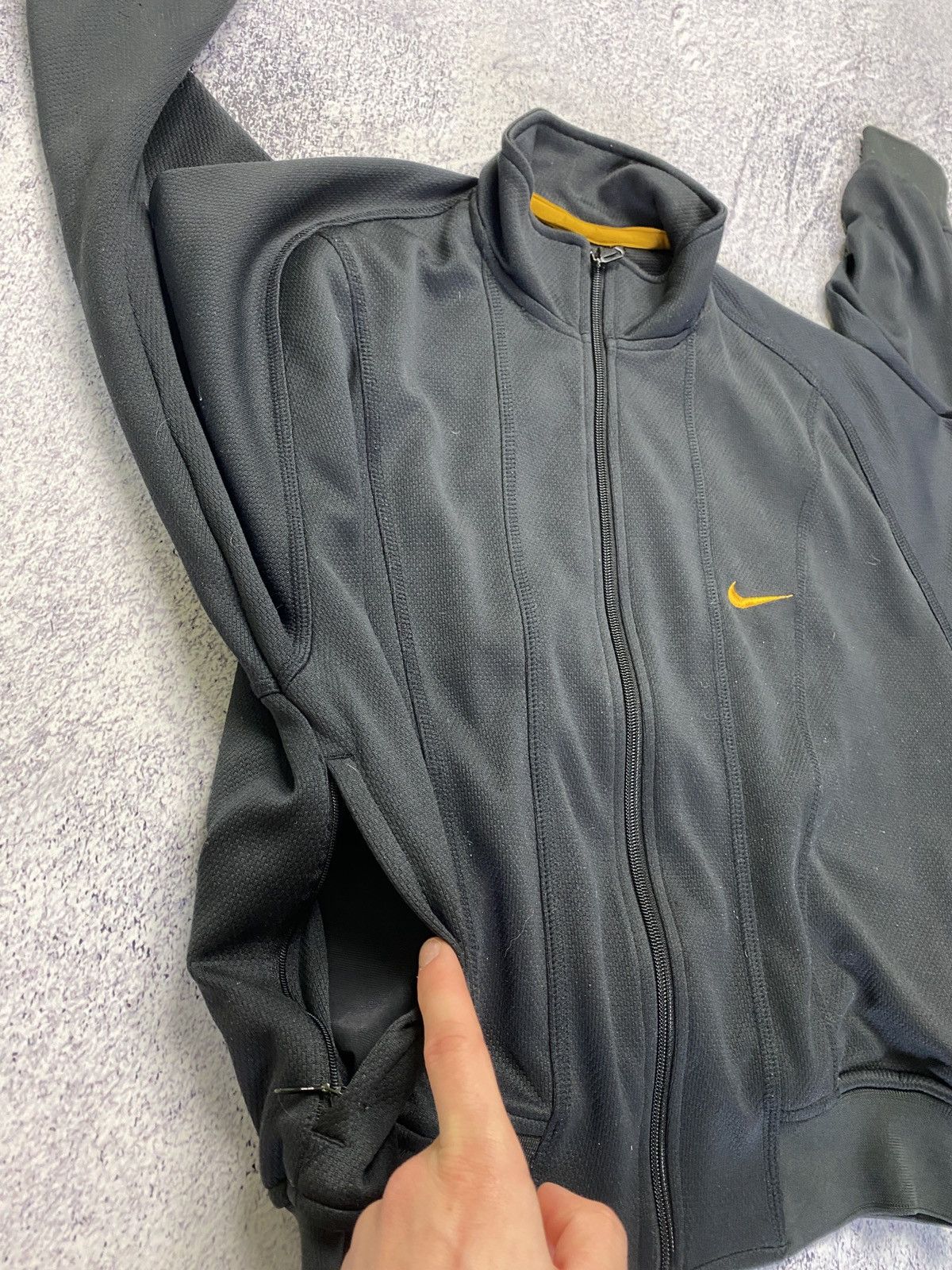 Nike Vintage Y2K Nike Drill Big Swoosh Track Jacket 90’s Size L / US 10 / IT 46 - 10 Thumbnail