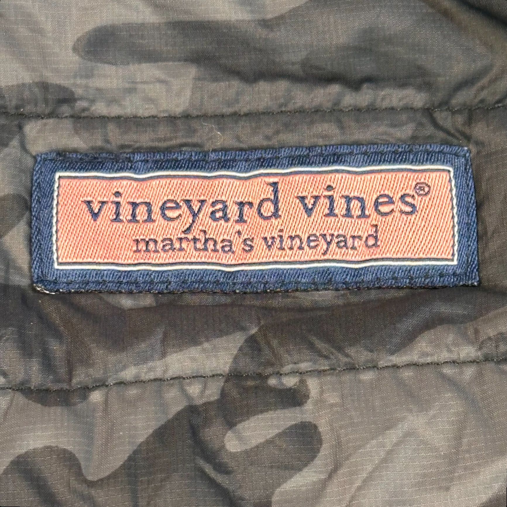 Vineyard Vines Vineyard Vines Performance Puffer Womens Small Martha's Spell Out Whale Full Zip Vest Size S / US 4 / IT 40 - 4 Thumbnail