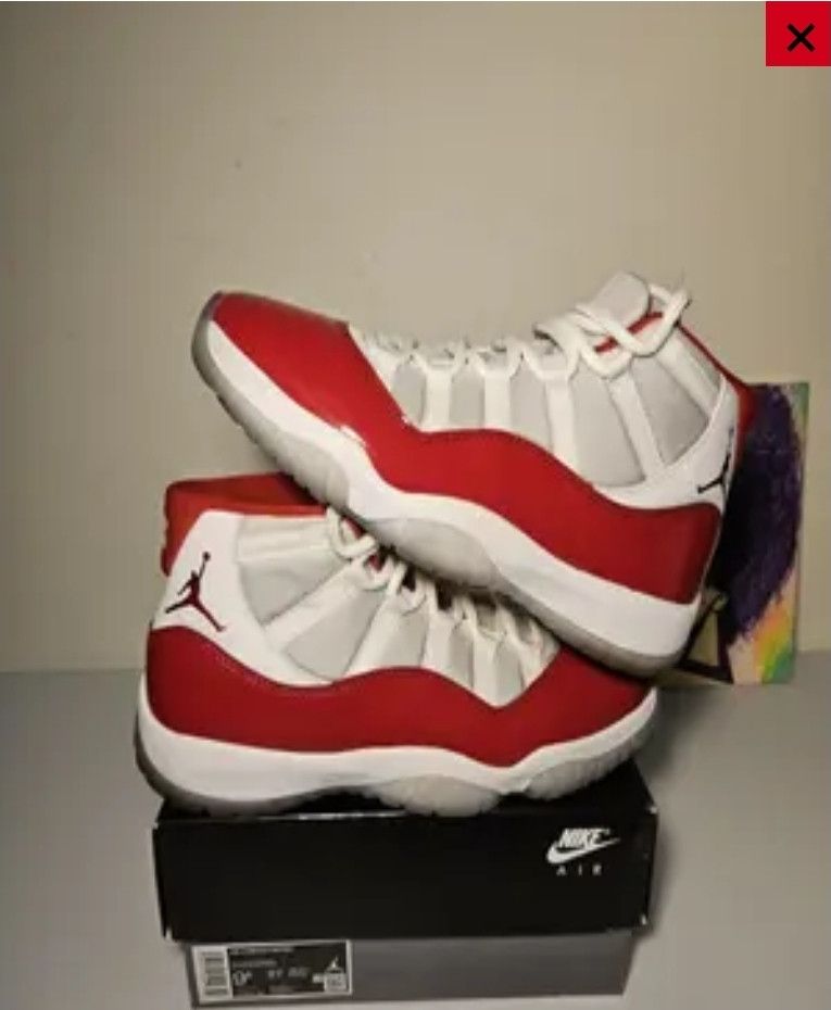 Jordan Brand Size 9.5 - Cherry Jordan 11's Size US 9.5 / EU 42-43 - 8 Thumbnail