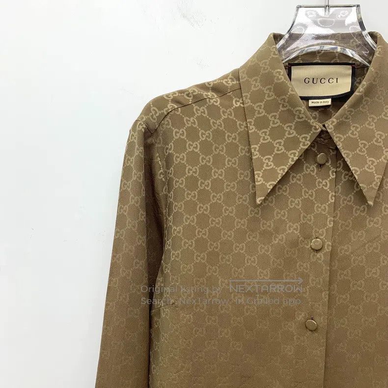 Gucci Gucci Brown logo jacquard full print mulberry silk lapel s Size S / US 4 / IT 40 - 3 Thumbnail