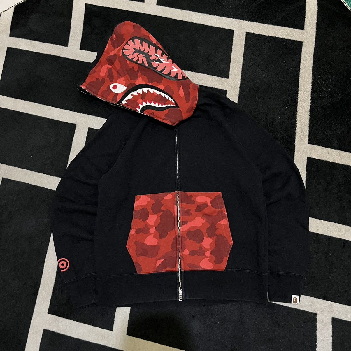 Bape NEED GONE🔥Bape 20th Anniversary Red Camo Shark Zip Up Hoodie Size US L / EU 52-54 / 3 - 3 Thumbnail