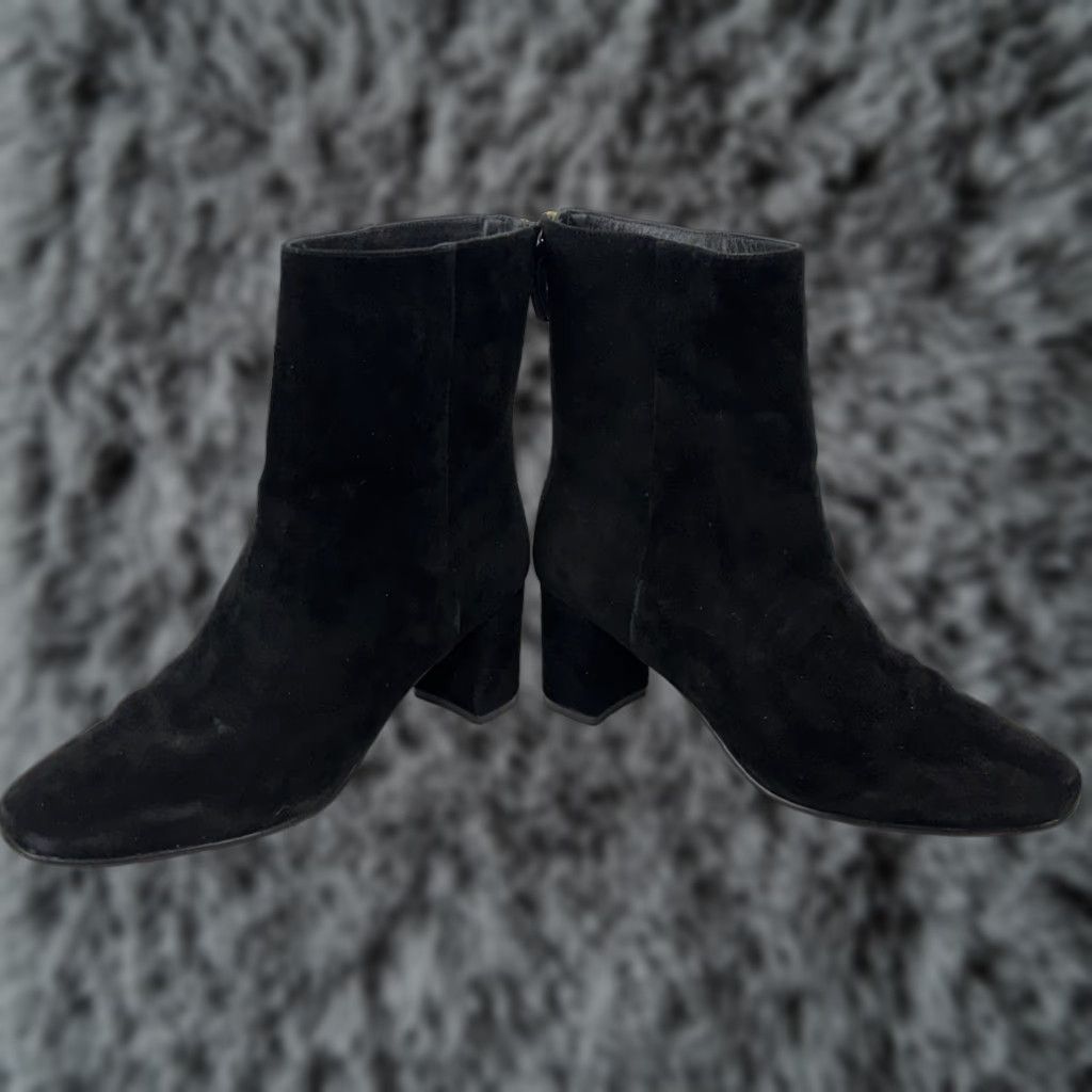 J.Crew J. Crew Black Suede Ankle Boots Sz 10 Women’s Back Zip Block Heel Classic Bootie Women Shoes Size US 10 / IT 40 - 1 Thumbnail