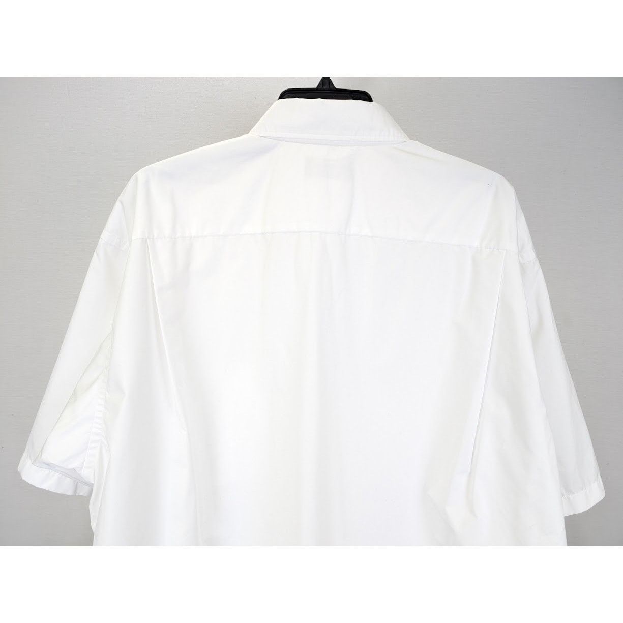 Balenciaga o1rshd1 Q:2 / Technical Poplin S/S Large Fit Shirt in White Size US S / EU 44-46 / 1 - 10 Thumbnail