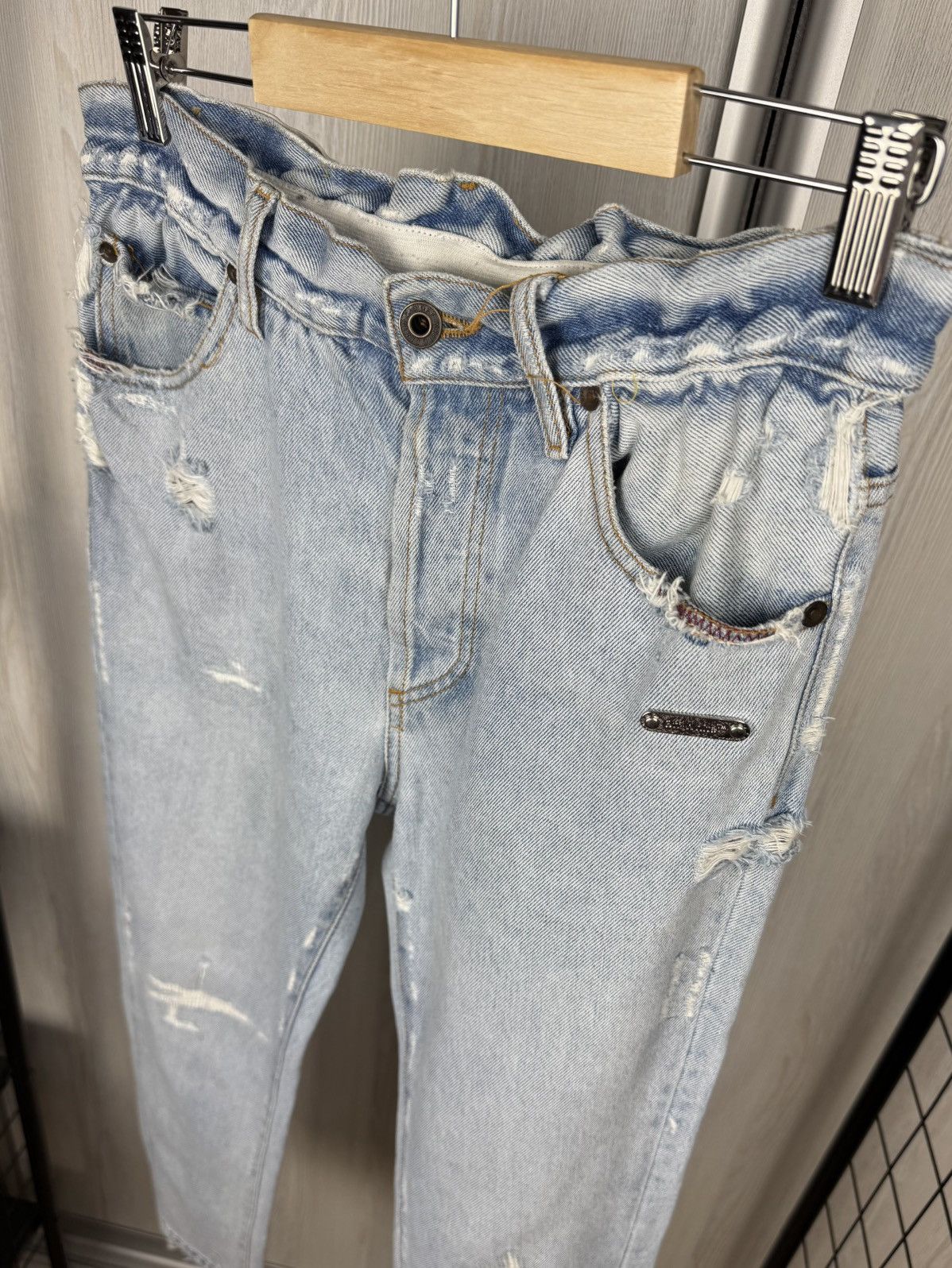 Off-White Off-White light blue distressed denim womens jeans Size 28" / US 6 / IT 42 - 6 Thumbnail