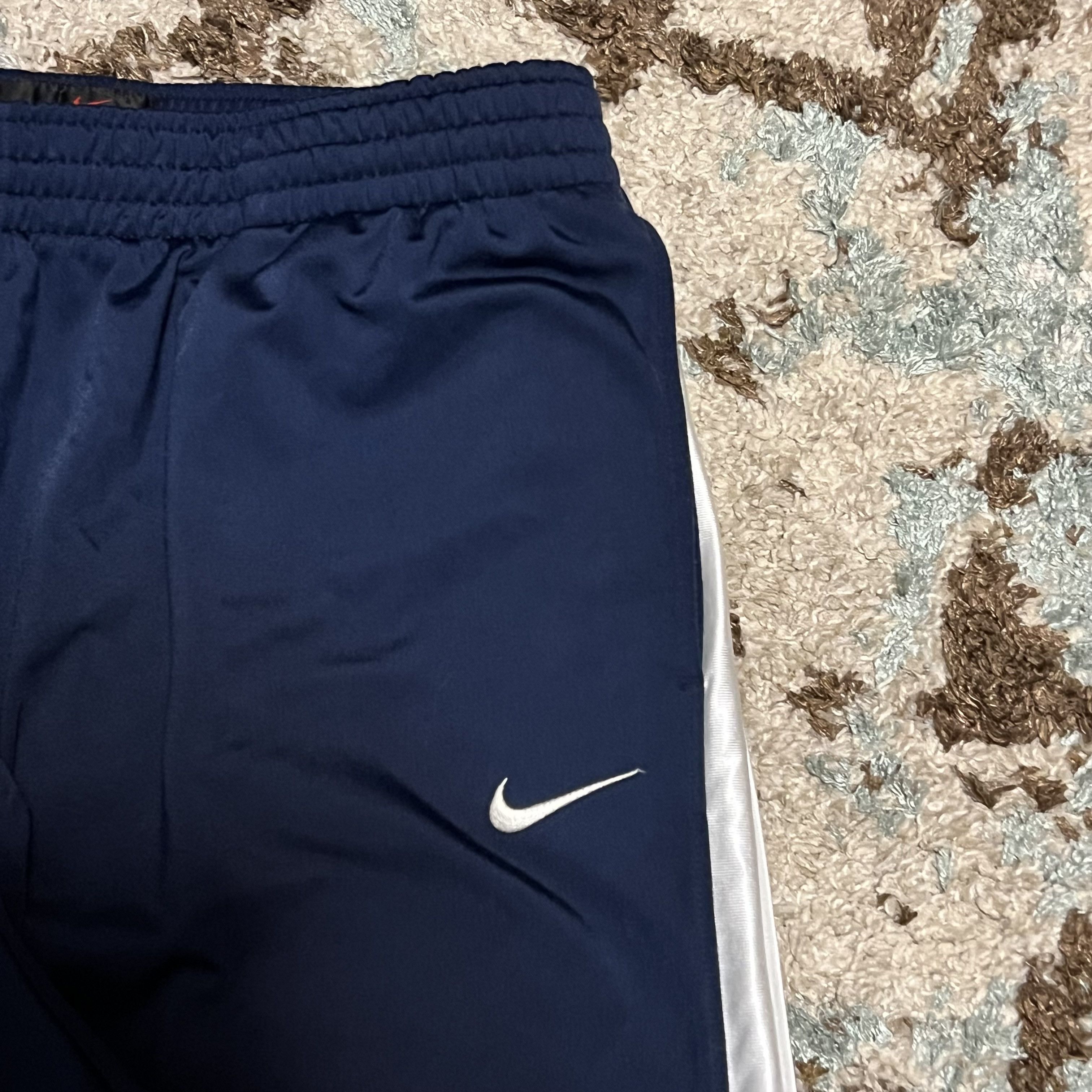 Nike Vintage Nike Basketball Sweatpants Size XL Navy Blue Y2K Size US 36 / EU 52 - 3 Thumbnail