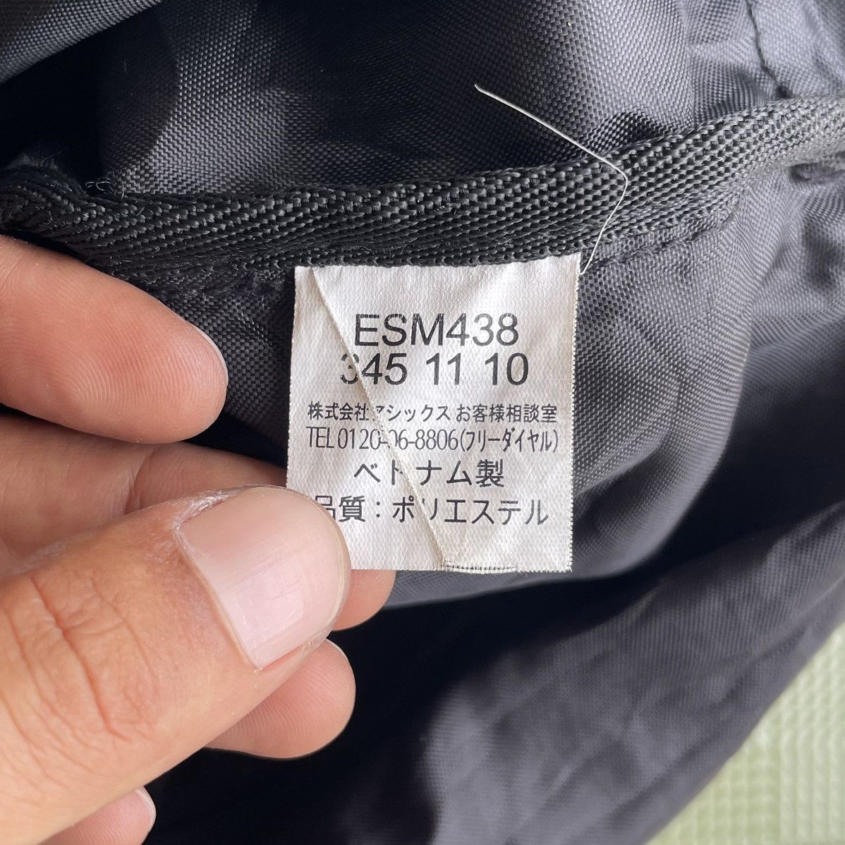 Asics × Vintage BLACK Y2K ASICS OVERSIZED CROSSBODY Size ONE SIZE - 11 Thumbnail