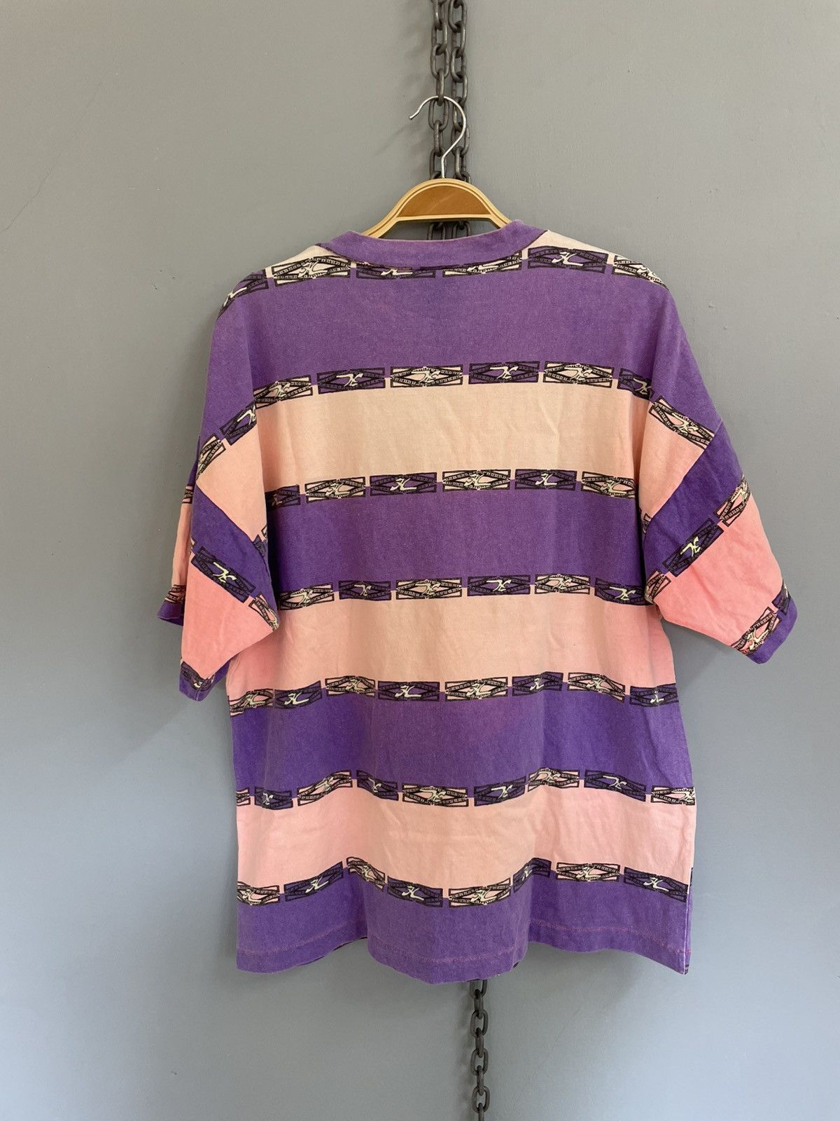 Vintage Vintage 90s Hobie streetwear AOP t shirt Size US M / EU 48-50 / 2 - 2 Thumbnail