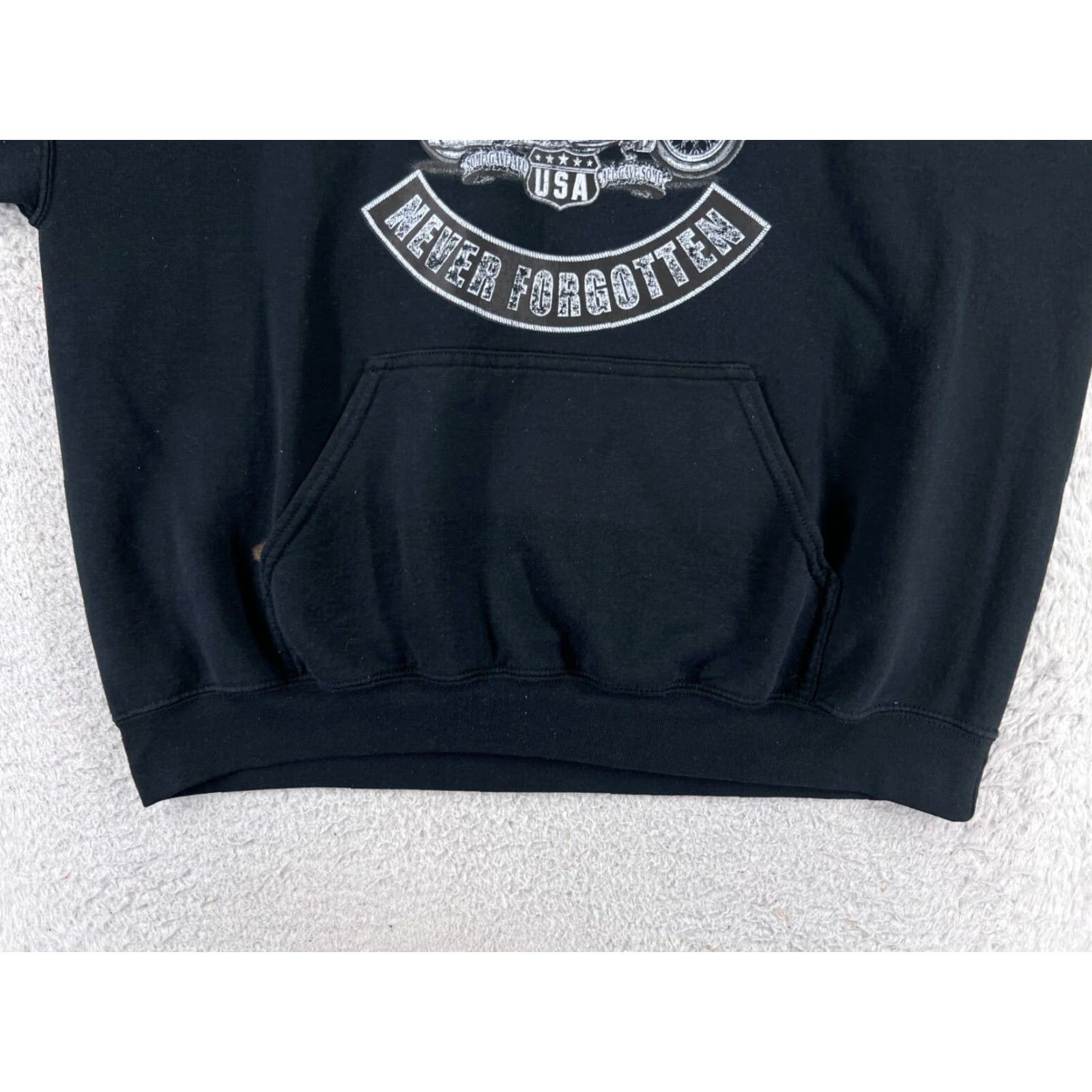 Gildan Gildan Hoodie Mens XL Black US Military Vets Motorcycle POW MIA Pocket READ Size US XL / EU 56 / 4 - 5 Thumbnail