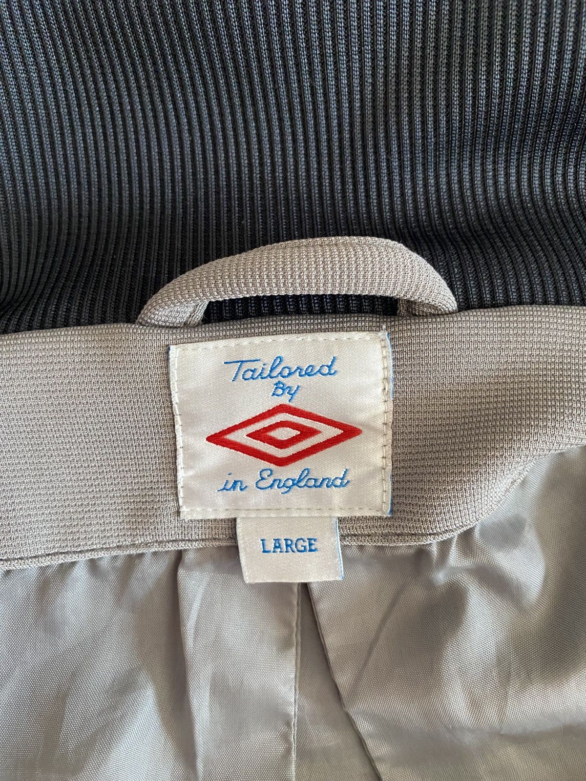 Vintage England 2010-11 Umbro jacket size L Size US L / EU 52-54 / 3 - 6 Thumbnail