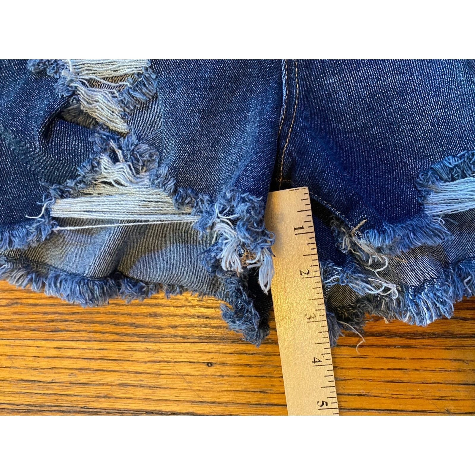 Almost Famous Almost Famous Cut Off Denim Distressed Jean Shorts Womens 16 Size 38" / US 16 / IT 52 - 6 Thumbnail