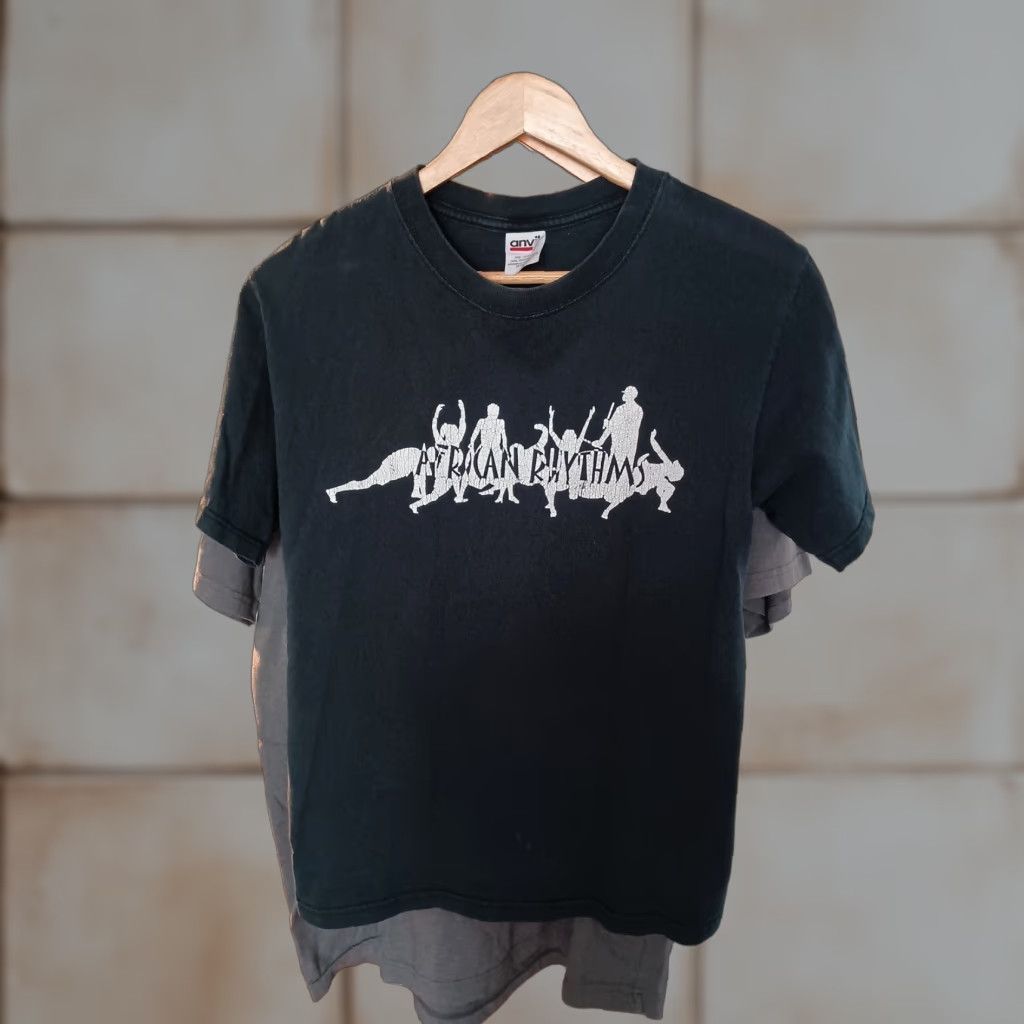 Anvil VINTAGE Anvil T-Shirt Men S Black Distressed Afrobeat Vibes African Rhythms 90s Mens T-Shirt Size US S / EU 44-46 / 1 - 1 Thumbnail