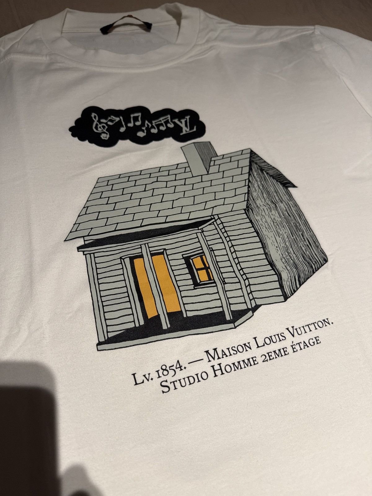 Louis Vuitton LV House Printed T-Shirt Size US L / EU 52-54 / 3 - 10 Thumbnail