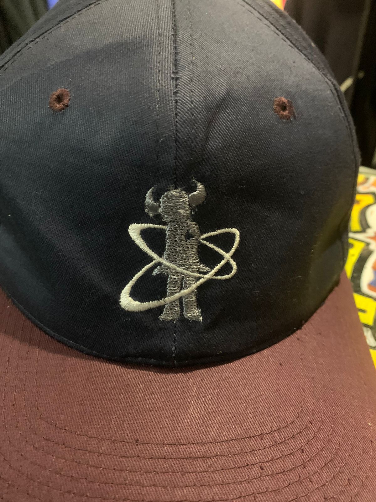 Band Tees × Vintage 1990s Vintage Jamiroquai Buffalo Man Cap Size ONE SIZE - 2 Thumbnail