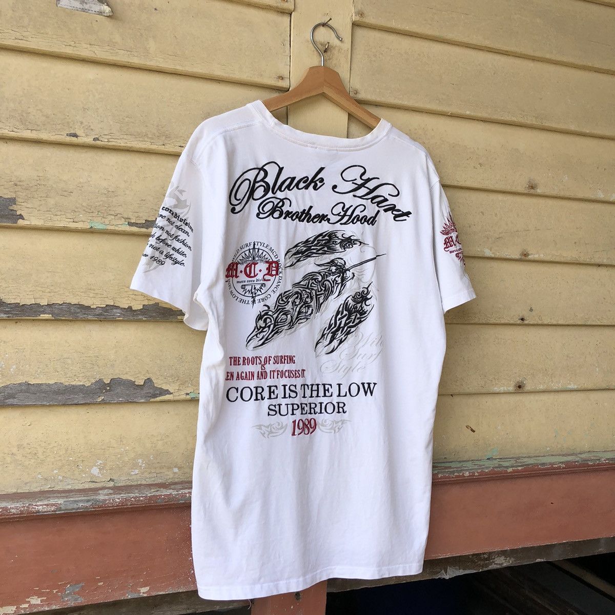Japanese Brand MCD More Core Division Embroided Tshirt Size US XL / EU 56 / 4 - 2 Thumbnail