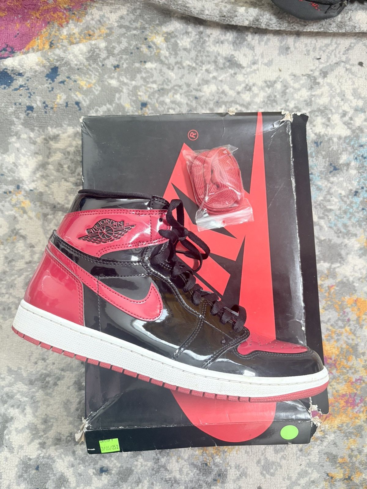 Jordan Brand Air Jordan Retro 1 Patent Bred size 11.5 Size US 11.5 / EU 44-45 - 8 Thumbnail
