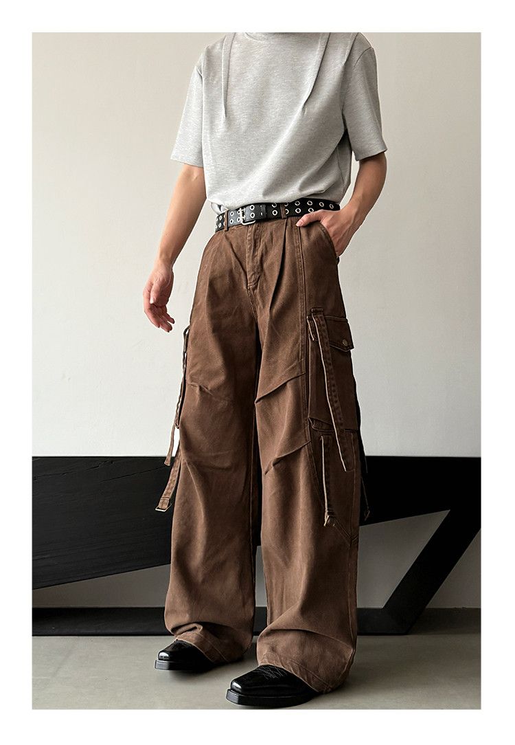 Multi Pocket Pleated Jeans