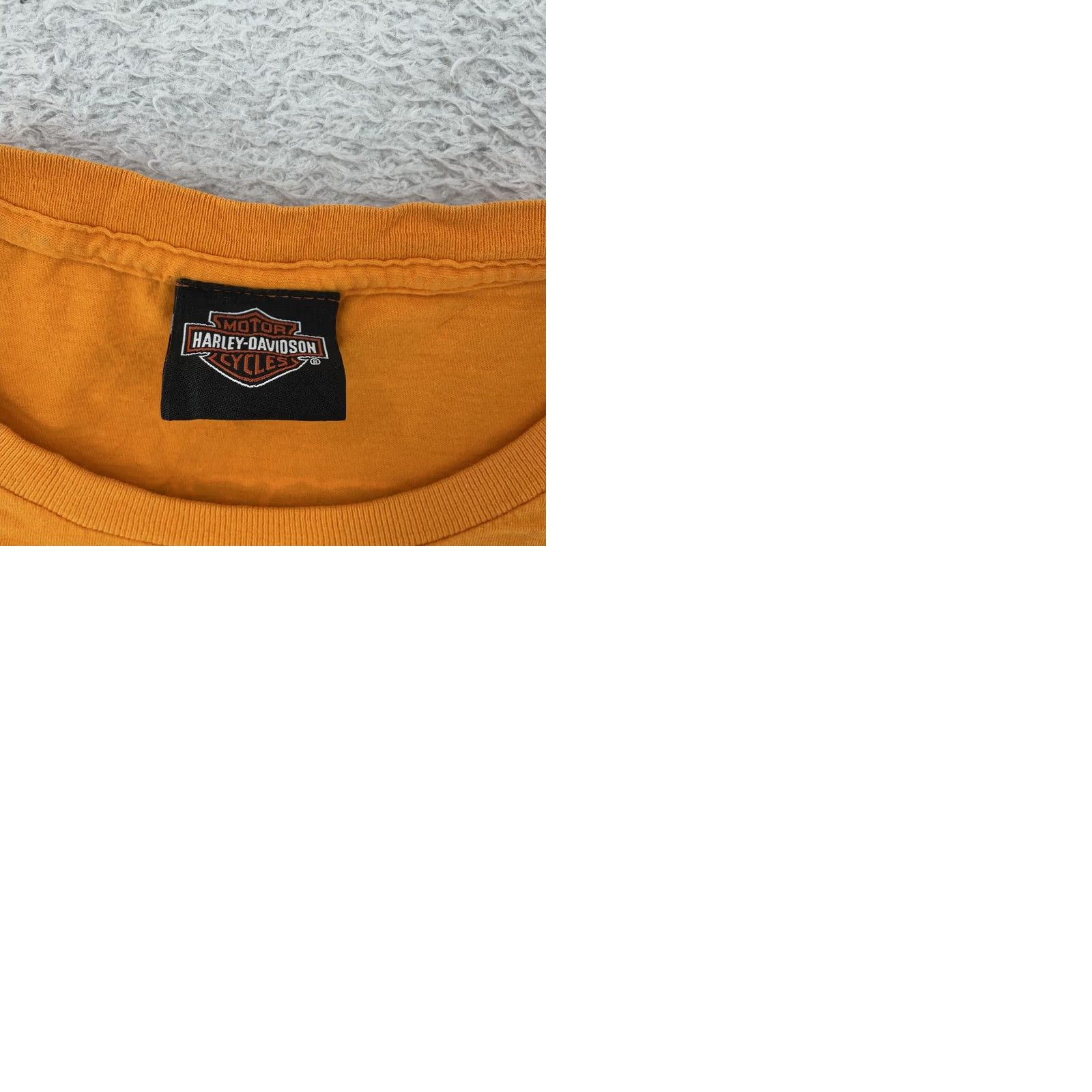 Harley Davidson Harley-Davidson Tee Shirt Mens Large Orange Blackbeard's Revenge Roatan Honduras Shirt Mens Large Orange Harley-Davidson Tee Shirt Roatan Honduras Size US L / EU 52-54 / 3 - 9 Thumbnail