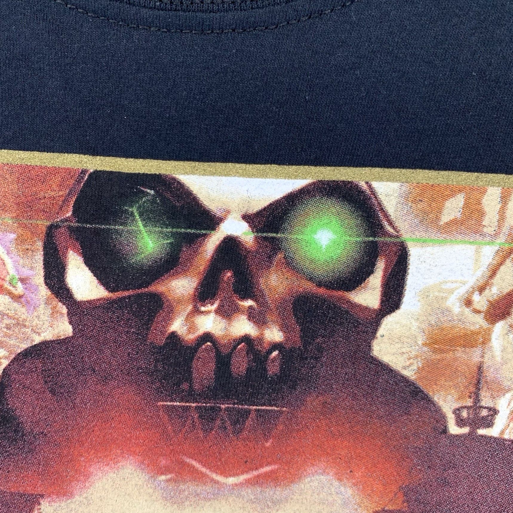 Vintage VINTAGE Sea of Thieves Video Game T-Shirt Men 2XL Black Short Sleeve Logo Glitter Gaming Size US XXL / EU 58 / 5 - 7 Thumbnail