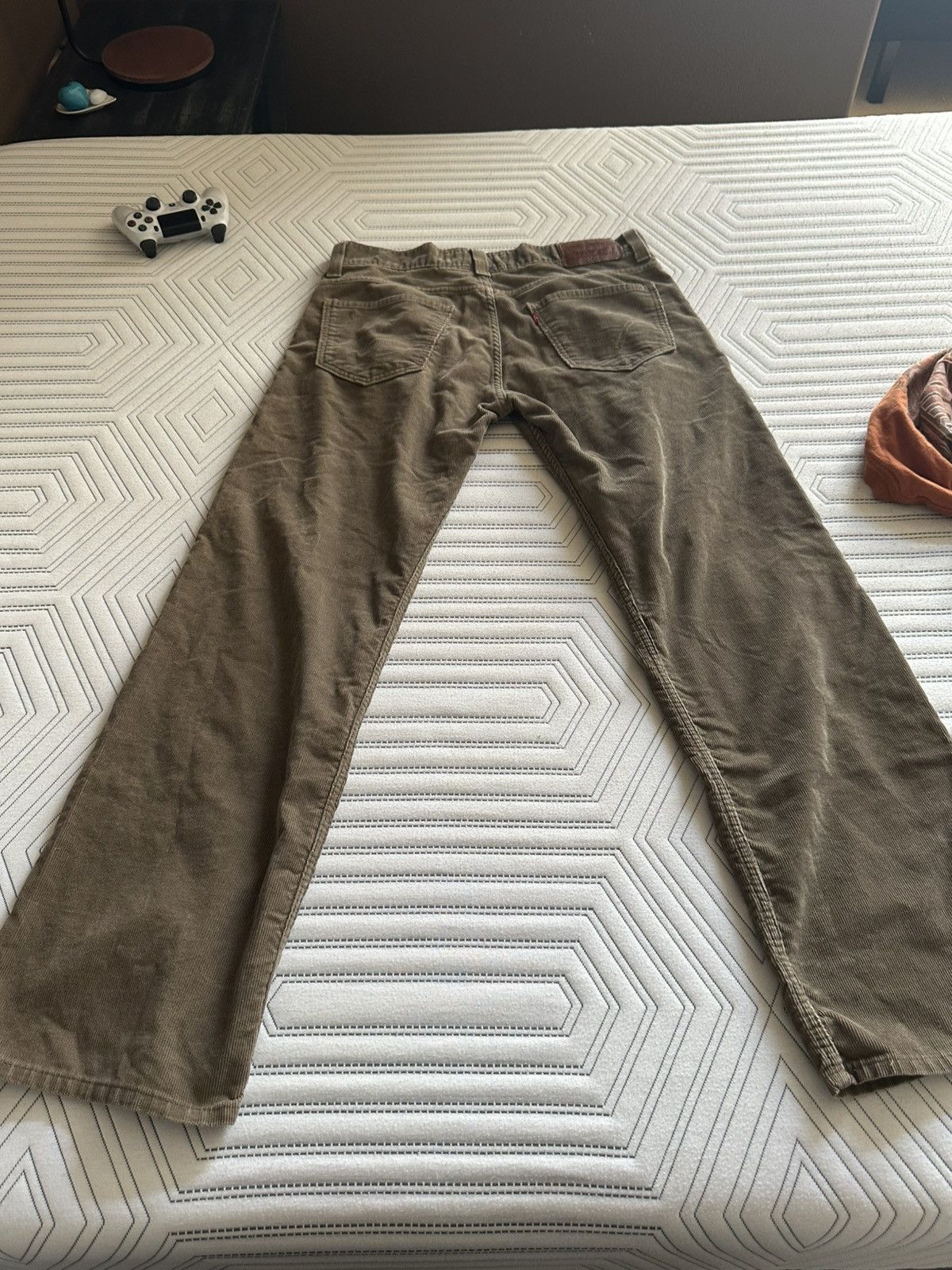 Vintage Levis low loose 549 Size US 34 / EU 50 - 1 Thumbnail