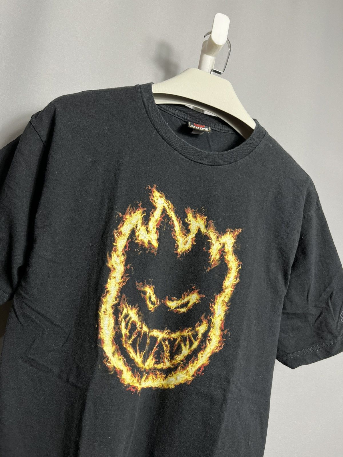 Spitfire Vintage Spitfire Wheels Skateboard Fire Head Skate Logo Size US M / EU 48-50 / 2 - 2 Thumbnail