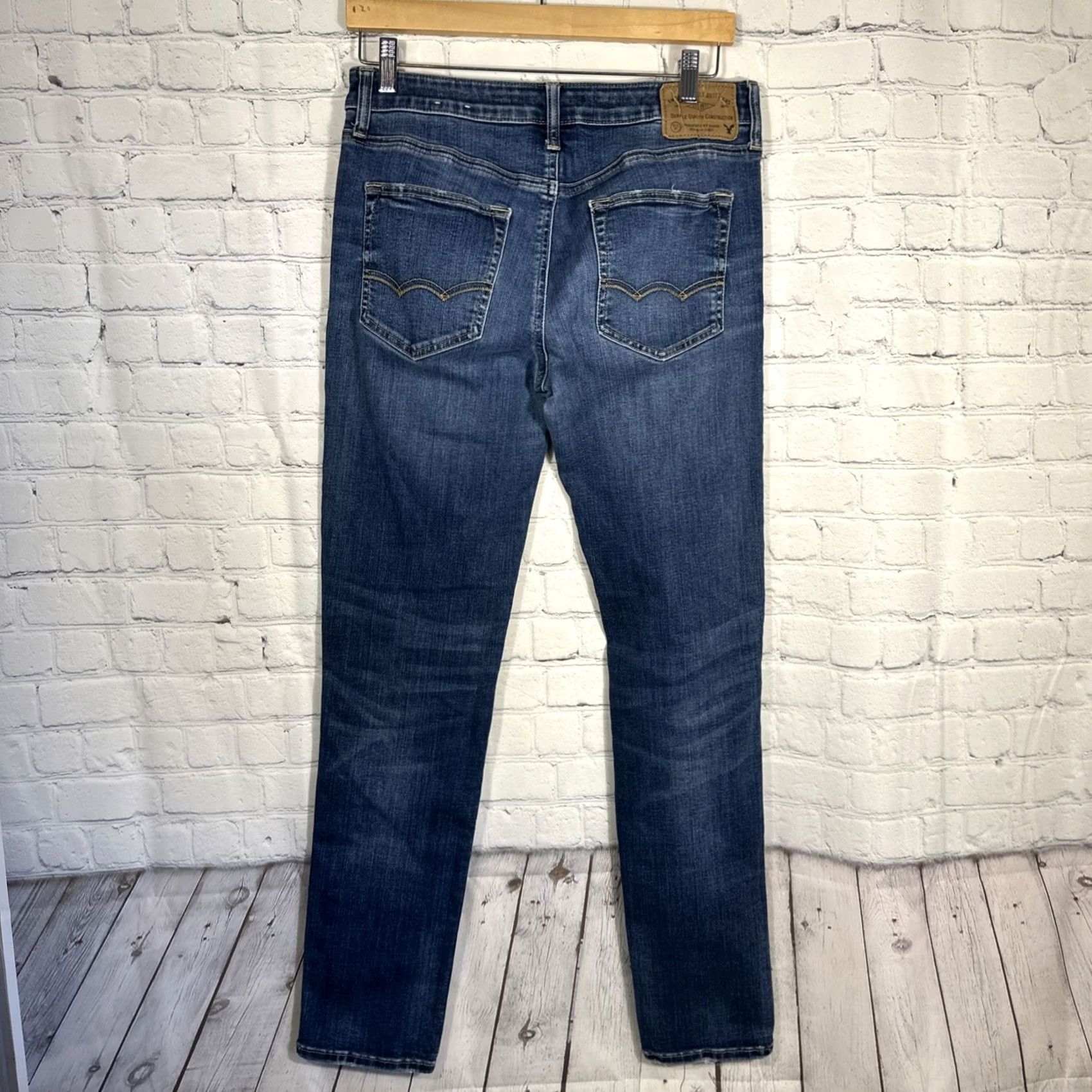 American Eagle Outfitters Item Specifications: Features: Squishy, Plush Size US 30 / EU 46 - 7 Thumbnail