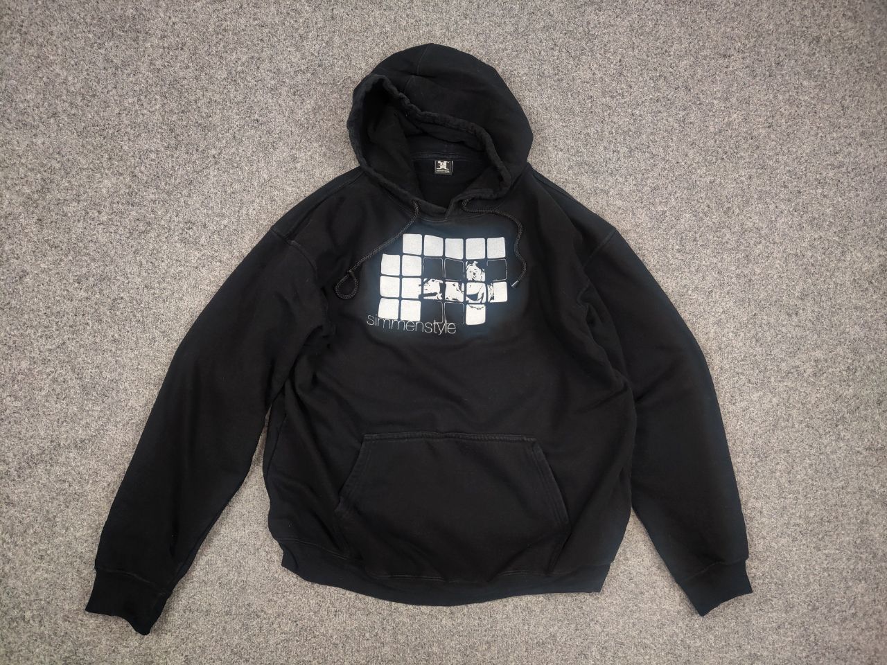 Alien Workshop Vintage Simmen Style alien workshop skate girl logo hoodie Size US M / EU 48-50 / 2 - 7 Thumbnail