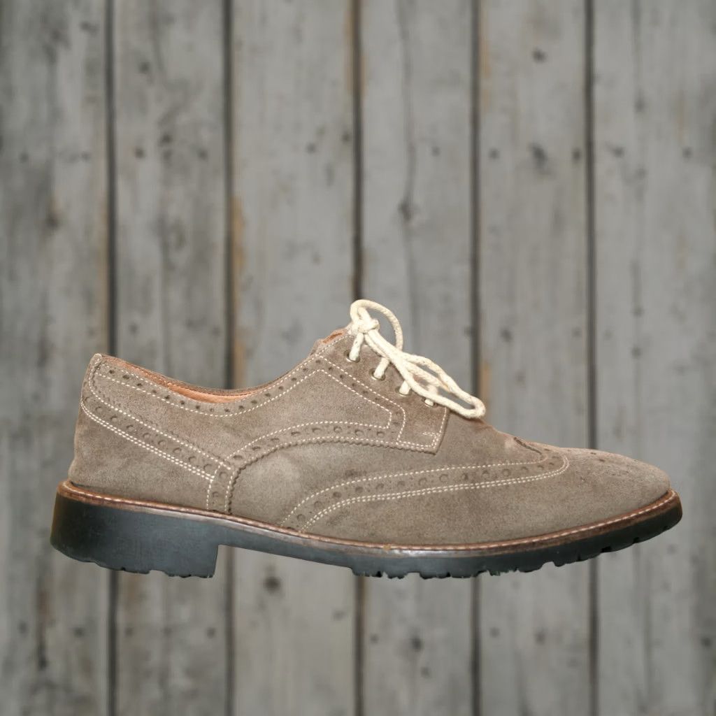 Saks Fifth Avenue SAKS FIFTH AVENUE Kennedy Brown Suede Wingtip Oxfords Sz. 10.5 (Fit 10-10.5) Men Casual Lace Up Brogue Italy Brown VINTAGE? Size US 11 / EU 44 - 1 Thumbnail