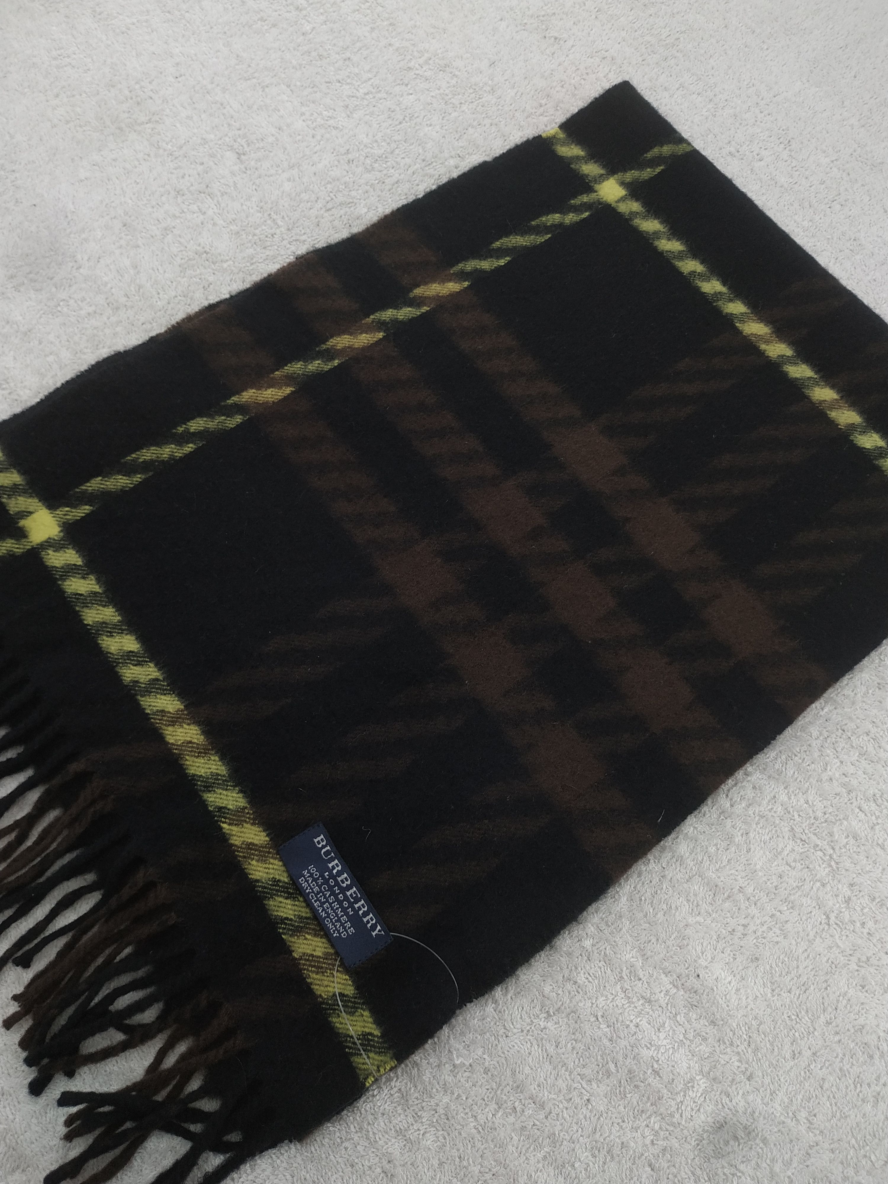 Burberry Vintage Burberry Scarf/Muffler/Neckwear MF523 Size ONE SIZE - 3 Thumbnail