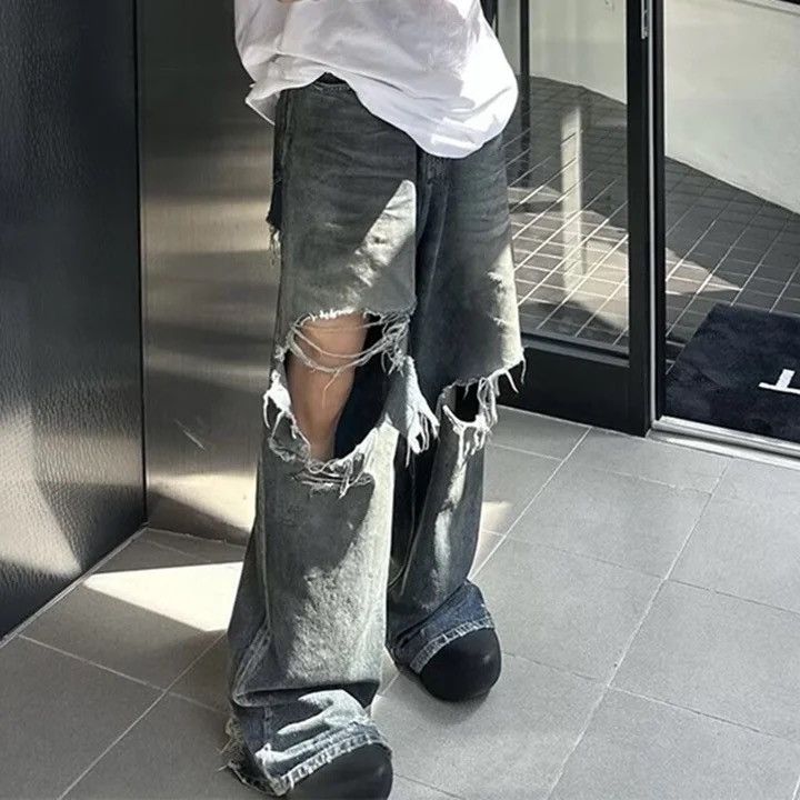 Japanese Brand × Vintage Frayed Damaged Hole Baggy Wide Leg Jeans Size US 34 / EU 50 - 4 Thumbnail