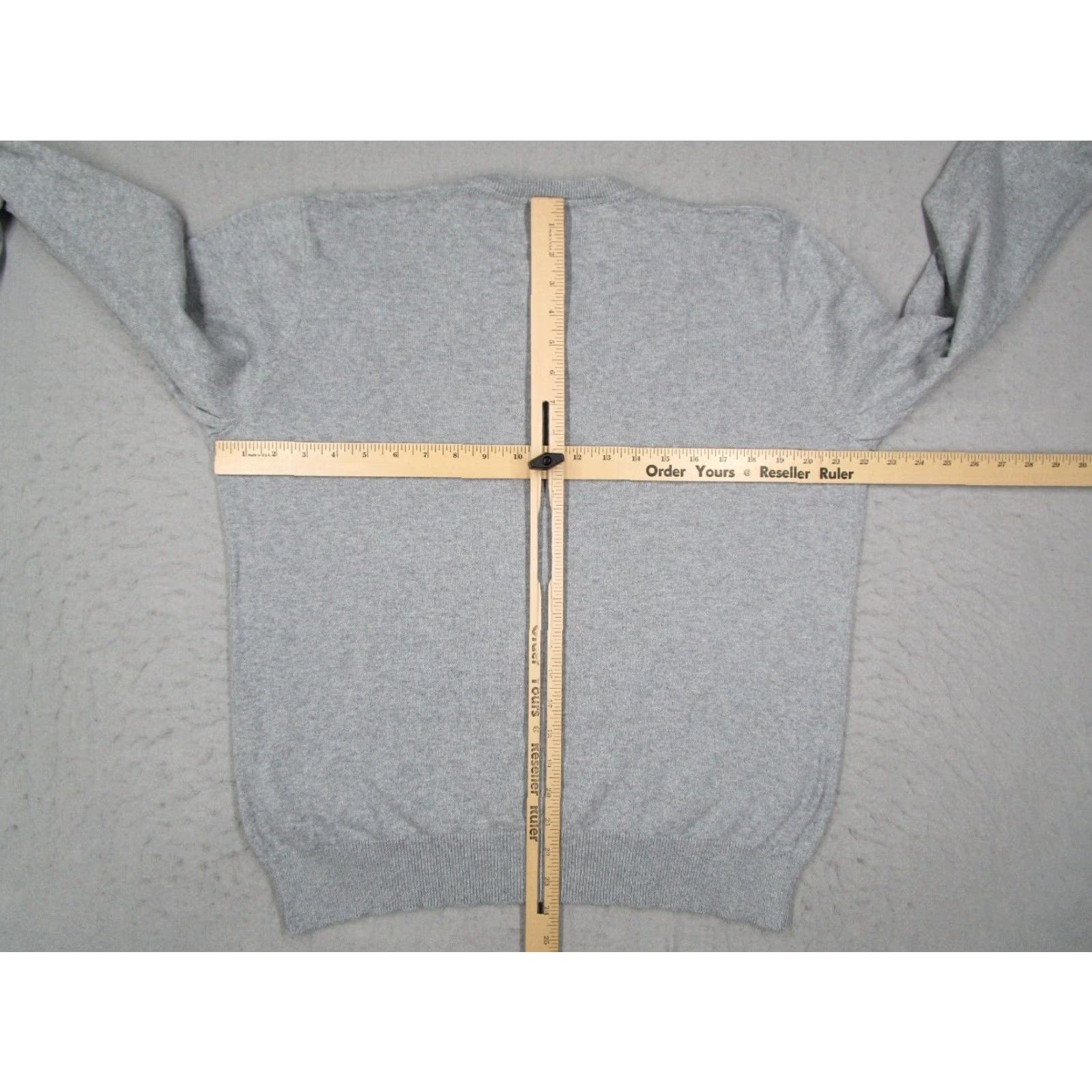 Vintage VINTAGE L.L. Bean Sweater Mens Medium Pullover Knit V-Neck Long Sleeve Casual Winter Gray Cotton Cashmere Blend Size US M / EU 48-50 / 2 - 4 Thumbnail