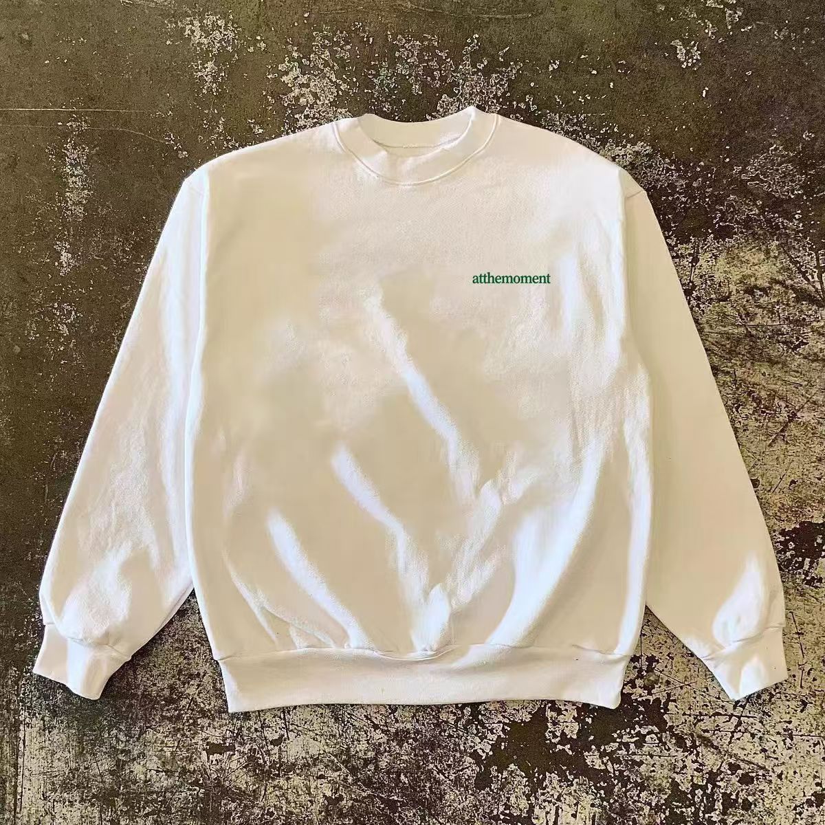 Japanese Brand × Vintage White Retro Chair Print Casual Cotton Sweatshirt Size US L / EU 52-54 / 3 - 2 Thumbnail