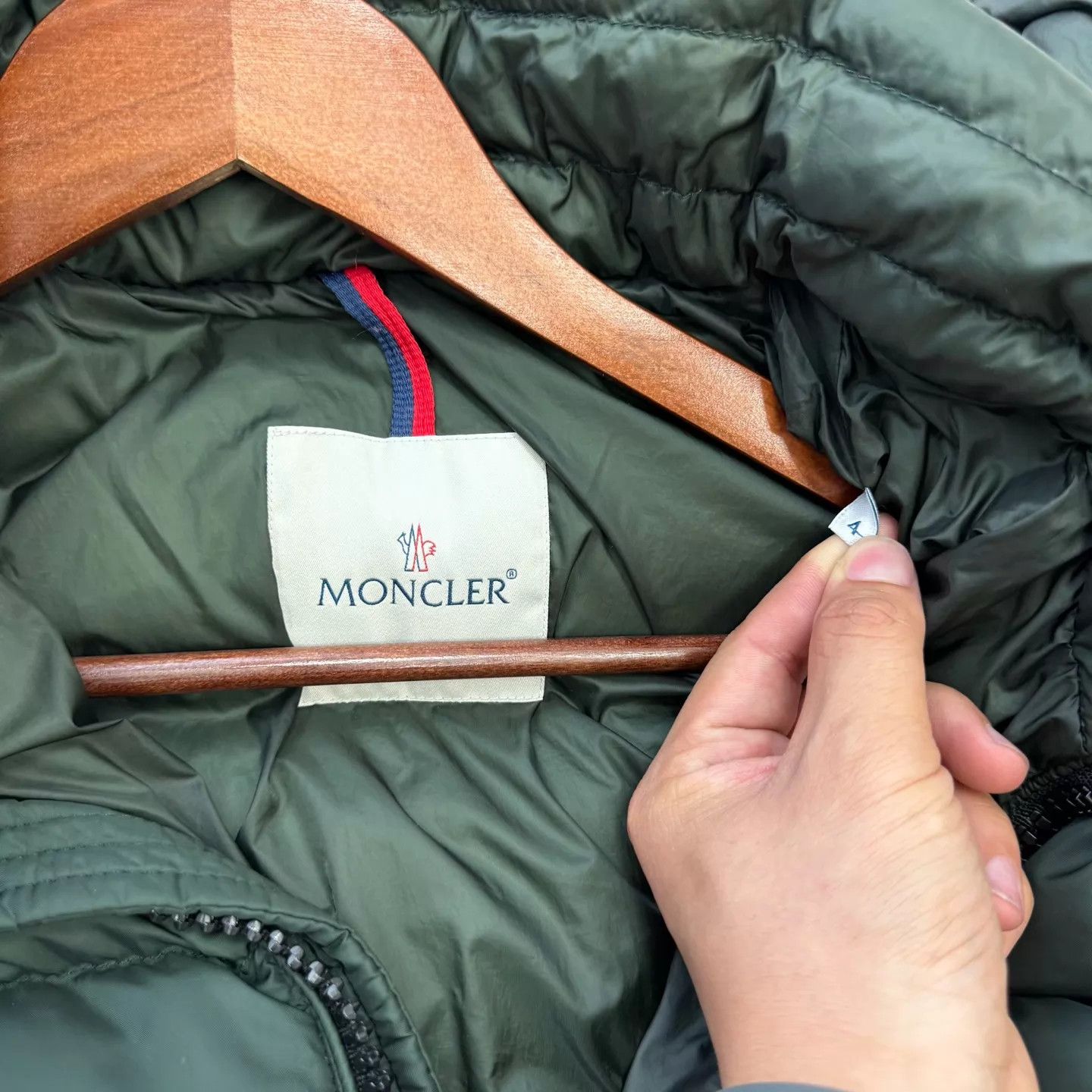 Moncler Moncler Himalayan Dark Green Puffer Jacket Size 4 Size S / US 4 / IT 40 - 5 Thumbnail