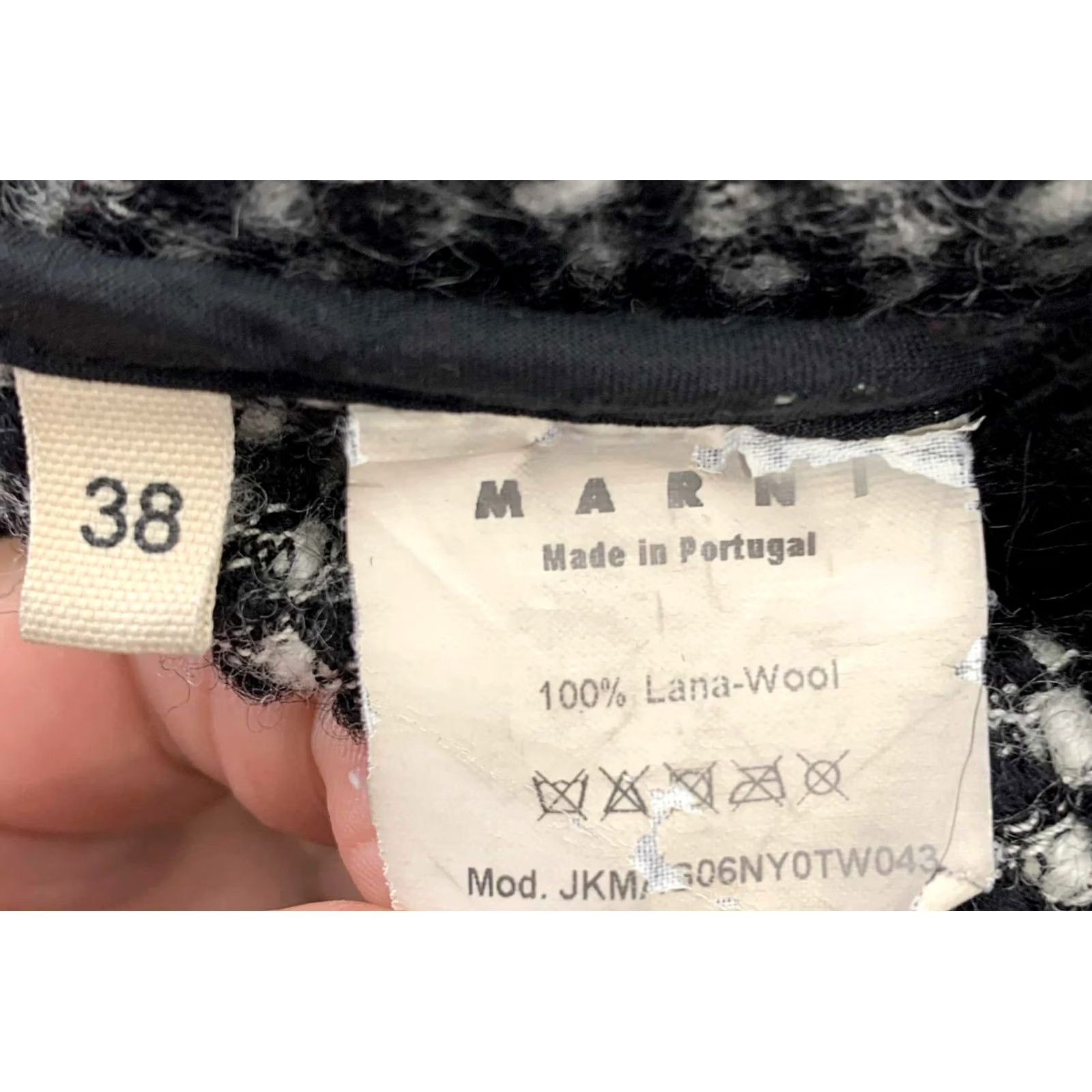 Marni Marni Coat Wool Short Sleeve M White Black Faux Fur Collar Women Milanesque Streetwear Wool Coat Size 32" / US 10 / IT 46 - 3 Thumbnail
