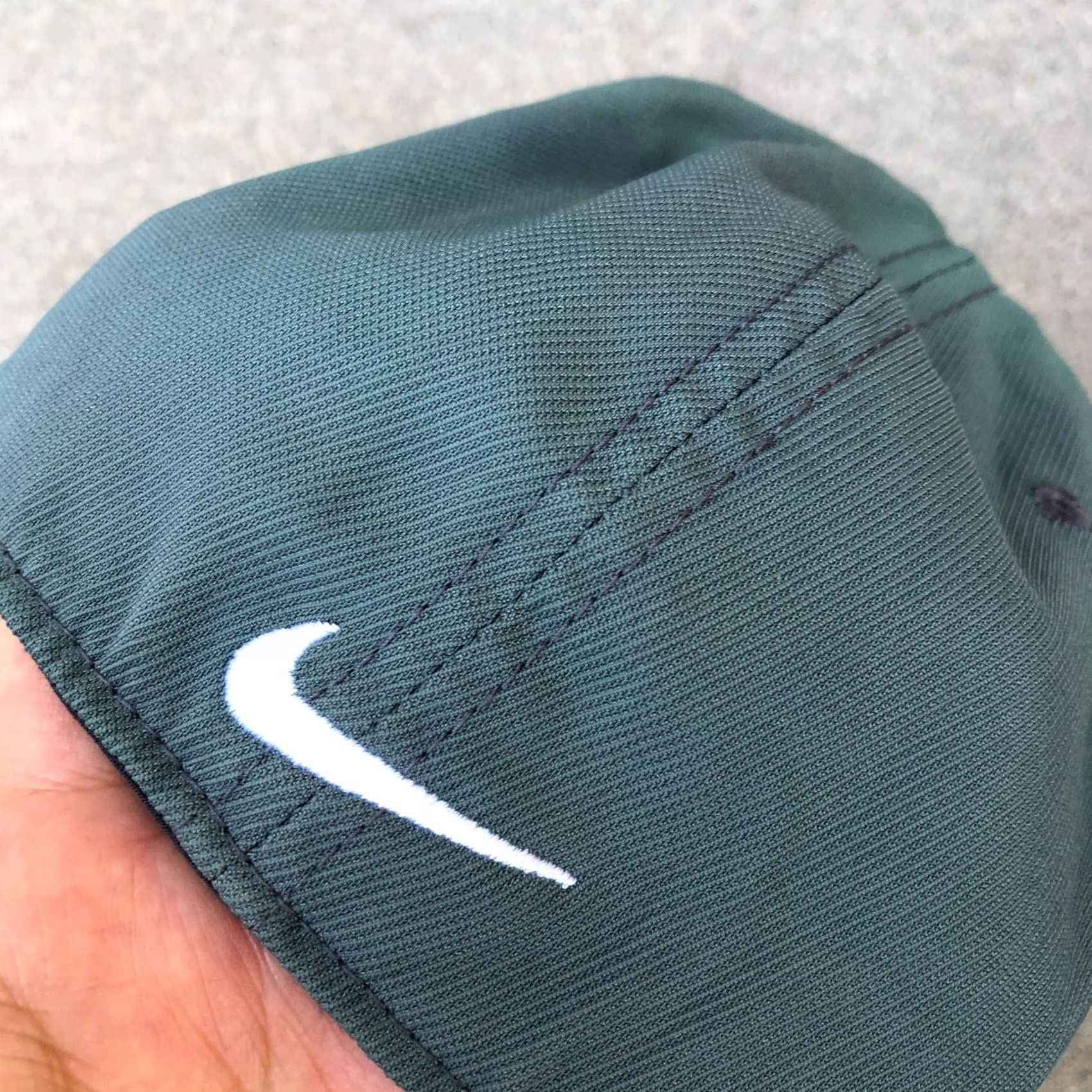 Nike NIKE GOLF VrS 20Xi Fitted Hat Men's Green Swoosh Cap FlexFit M/L Shirt? Size ONE SIZE - 6 Thumbnail