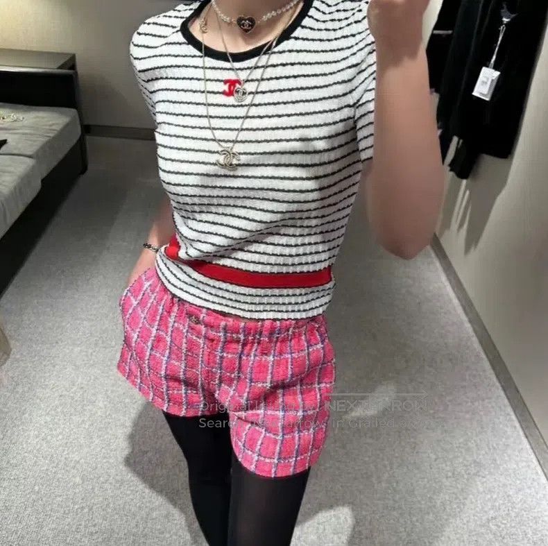 Chanel Chanel 24P black and white striped knitted short-sleeved T Size XS / US 0-2 / IT 36-38 - 9 Thumbnail