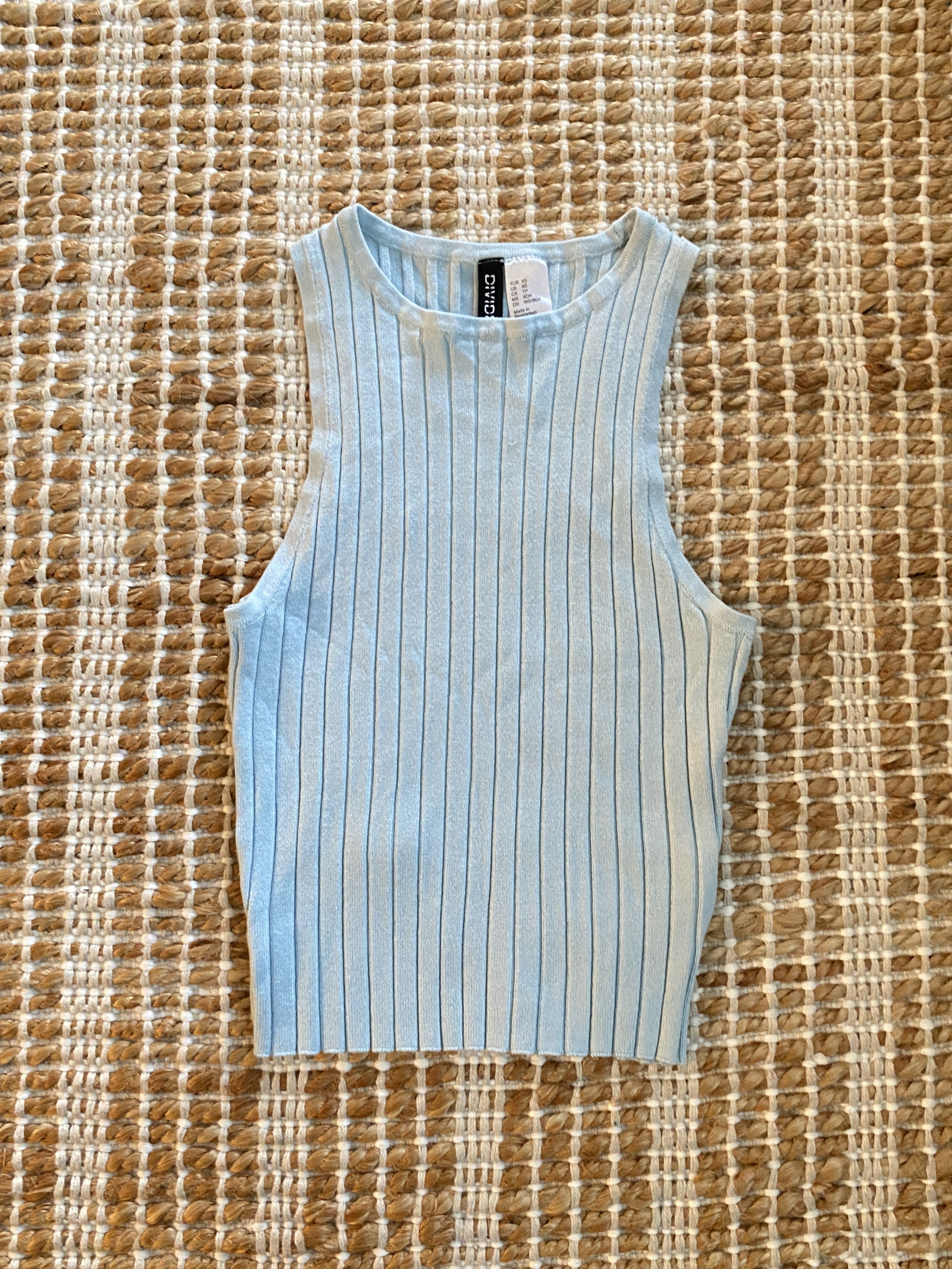 H&M H&M Divided Light Blue Cropped Halter Top – Size XS Size XS / US 0-2 / IT 36-38 - 9 Thumbnail