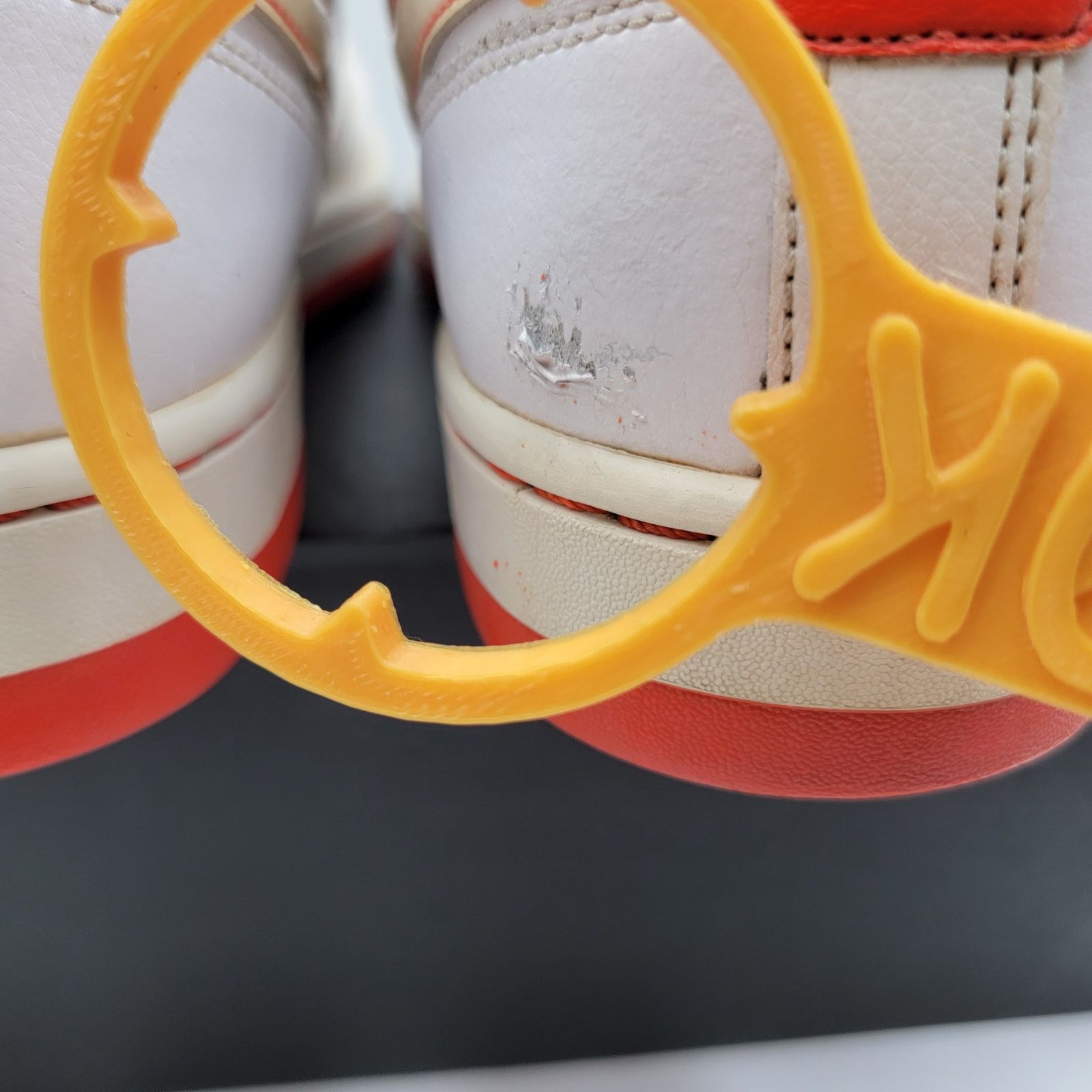 Nike Nike Aire Prestige III Mens Sneakers Wht/Orange Sz 11 386114 Size US 11 / EU 44 - 5 Thumbnail