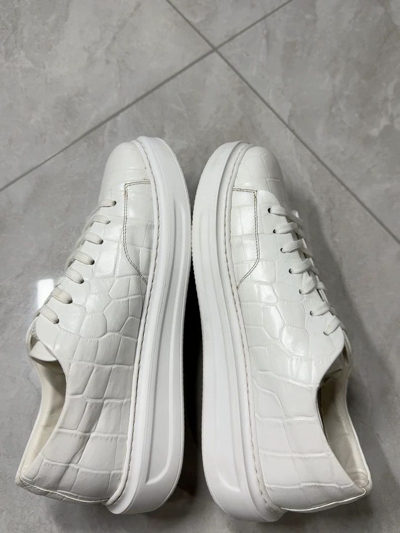 Louis Vuitton Louis Vuitton Alligator leather casual shoes board shoes Size US 8 / EU 41 - 5 Thumbnail
