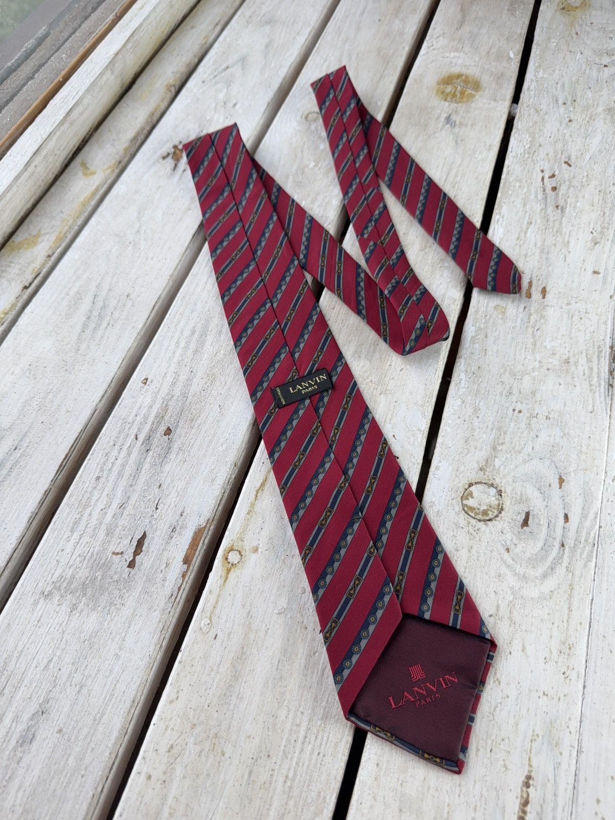 Designer × Lanvin Lanvin Paris Tie Red Silk Geometric Pattern Made in France Size ONE SIZE - 4 Thumbnail