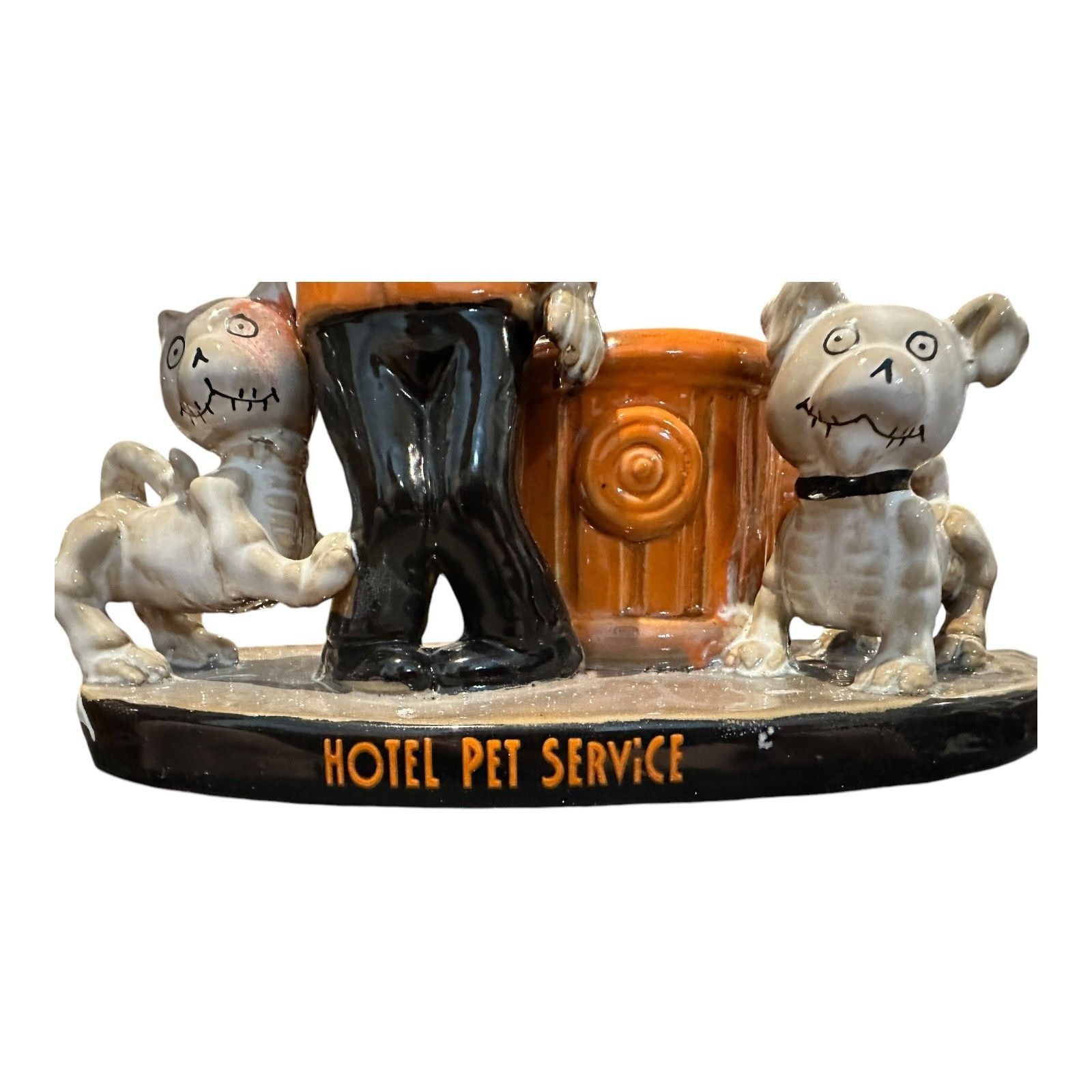 Designer Yankee Candle Boney Bunch Hotel Pet Service Bonesy Halloween Size ONE SIZE - 16 Thumbnail