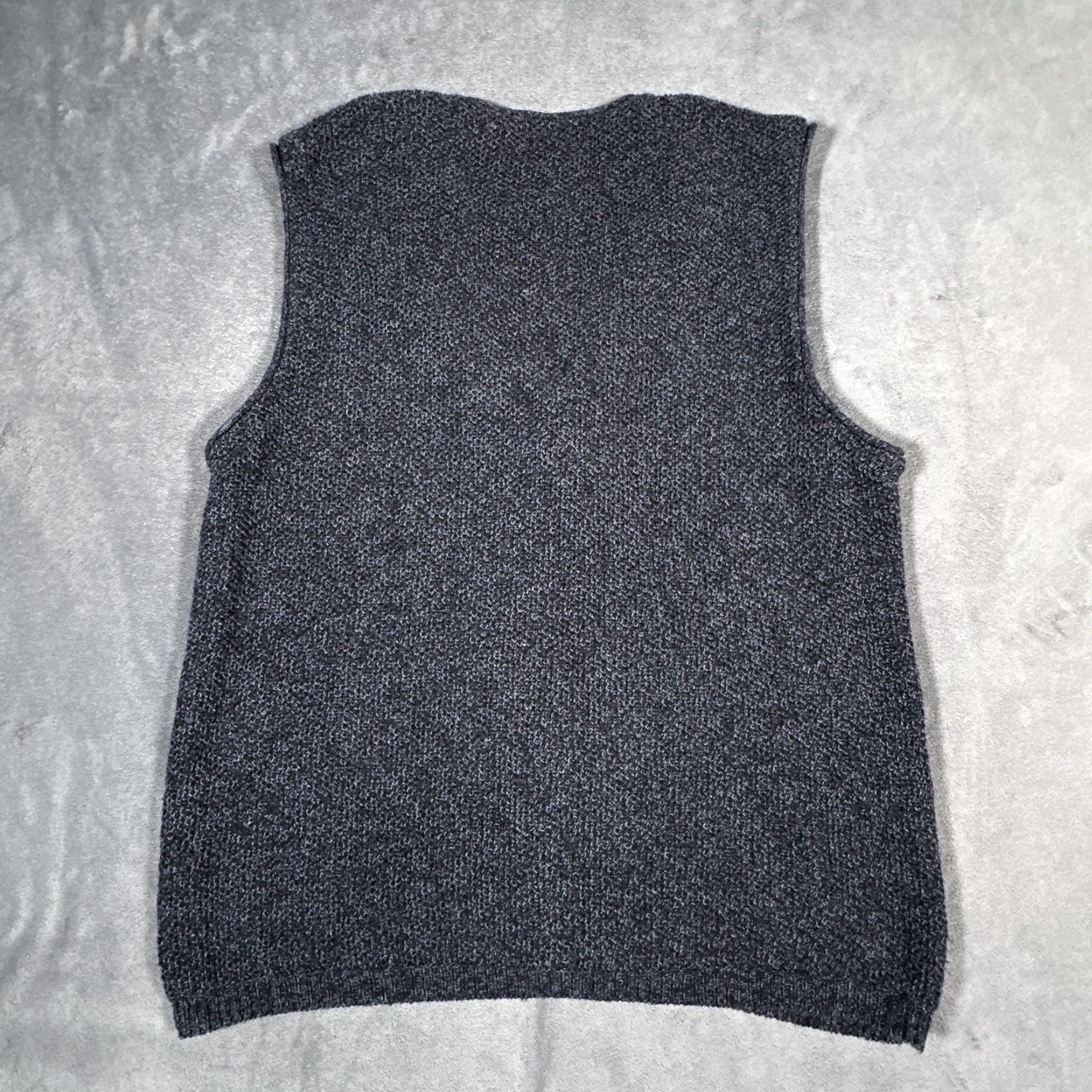 Vintage VINTAGE St. John's Bay Sweater Vest Mens Medium Gray Knit Cardigan 80s 90s Solid Button Front V-Neck Cotton Acrylic Casual Fall Mens Size US M / EU 48-50 / 2 - 7 Thumbnail