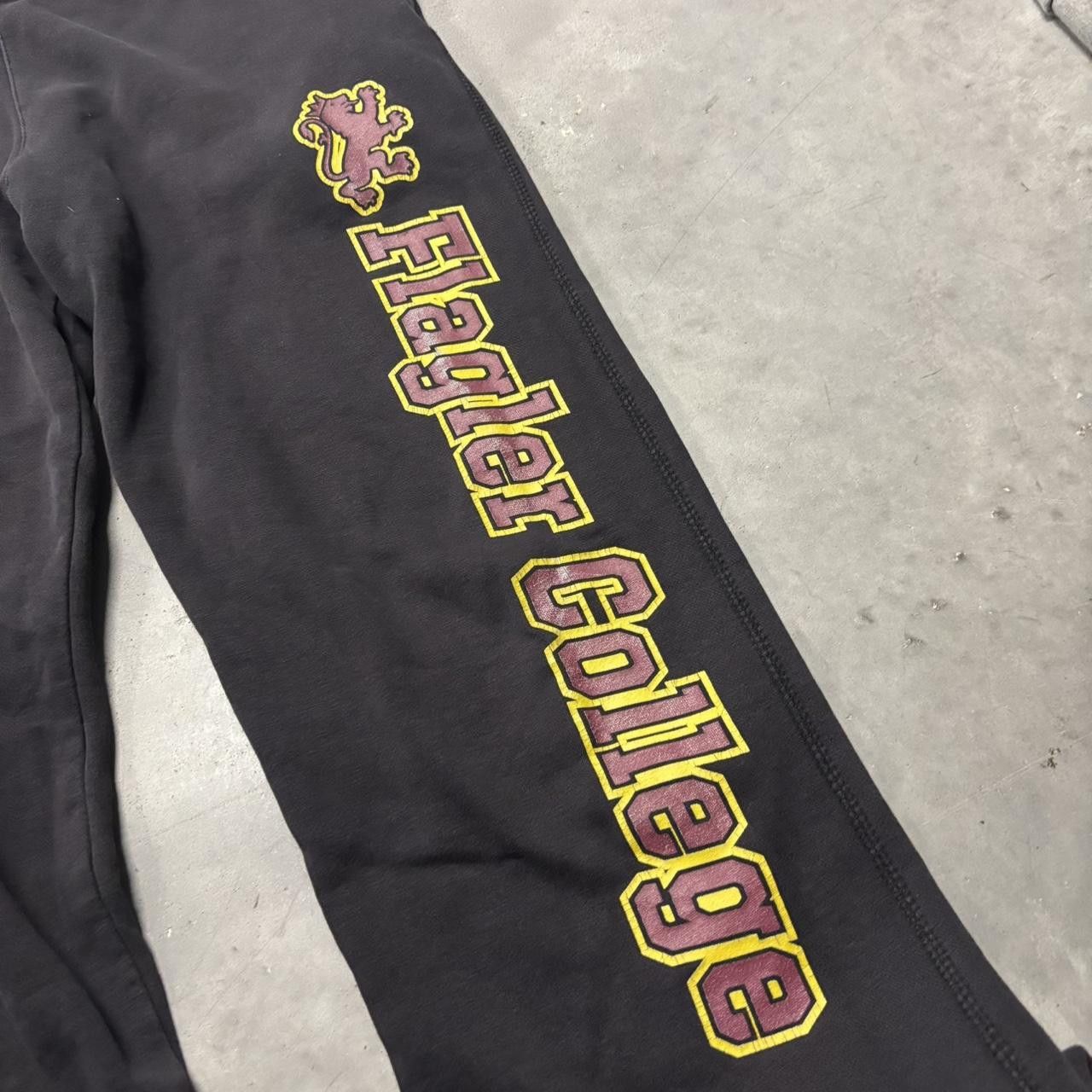 Japanese Brand × Vintage Crazy Vintage Y2K/2000s Baggy Black College Streetwear Essential Sweatpants! Size US 34 / EU 50 - 5 Thumbnail
