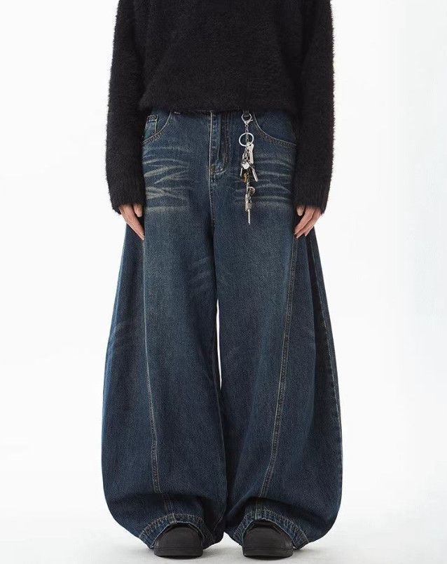 Vintage American Retro Washed Whiskered Curved-Cut Denim Jeans Size US 32 / EU 48 - 1 Thumbnail
